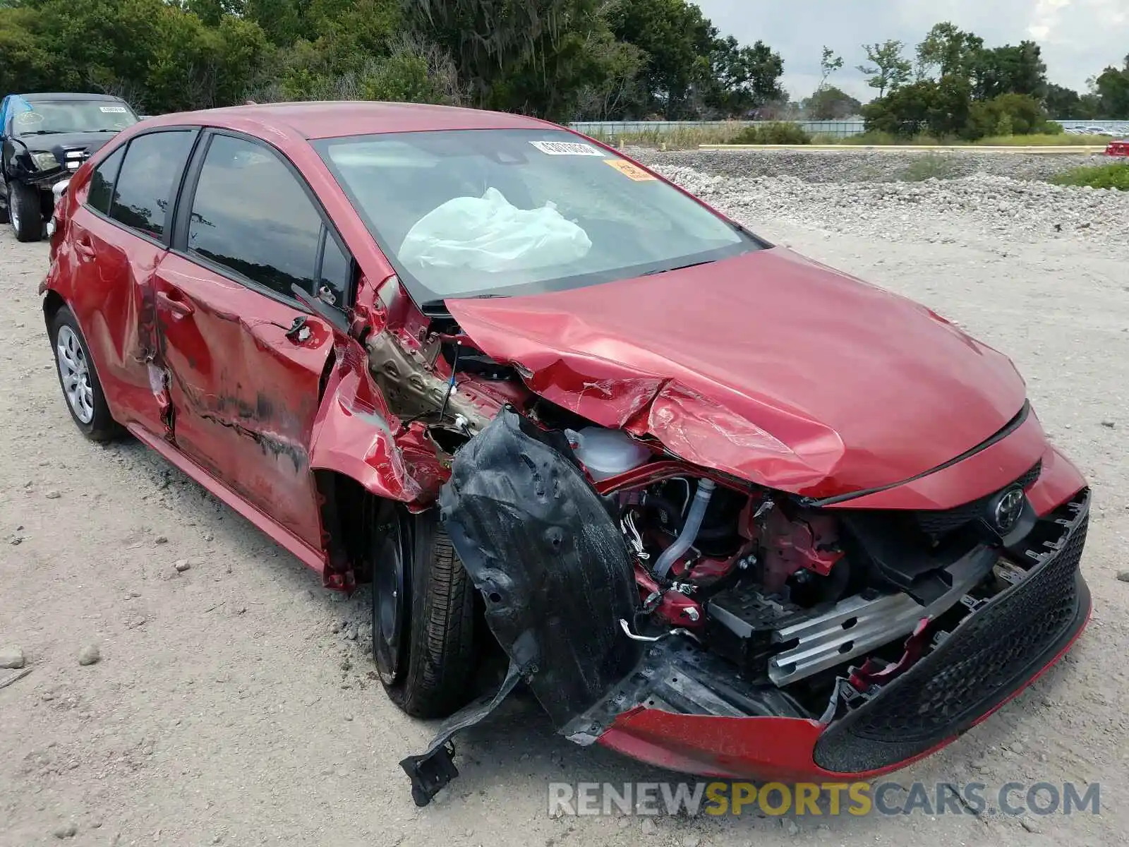 1 Photograph of a damaged car 5YFEPRAE8LP073482 TOYOTA COROLLA 2020