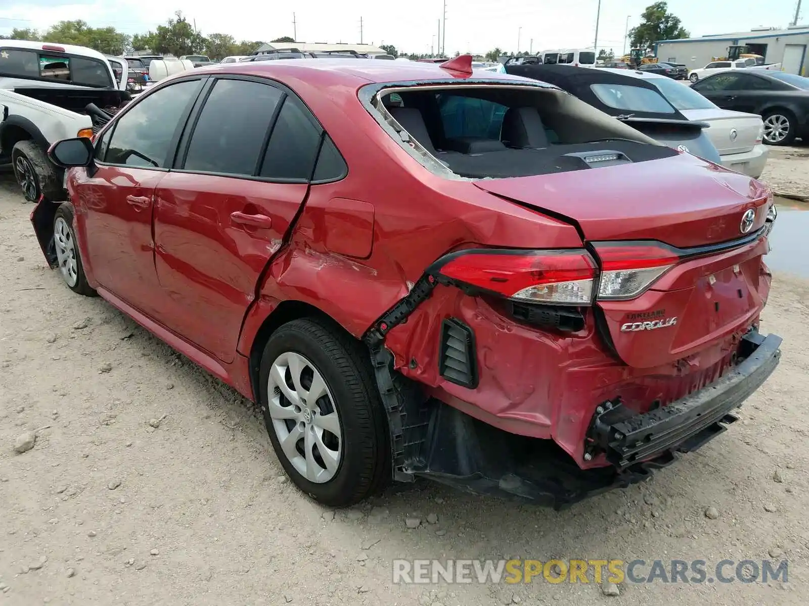 3 Photograph of a damaged car 5YFEPRAE8LP073482 TOYOTA COROLLA 2020