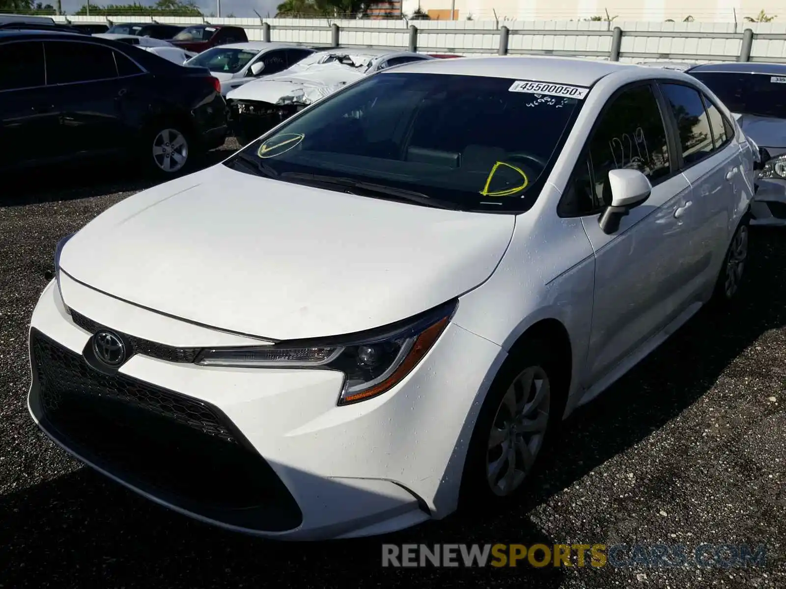 2 Photograph of a damaged car 5YFEPRAE8LP074695 TOYOTA COROLLA 2020