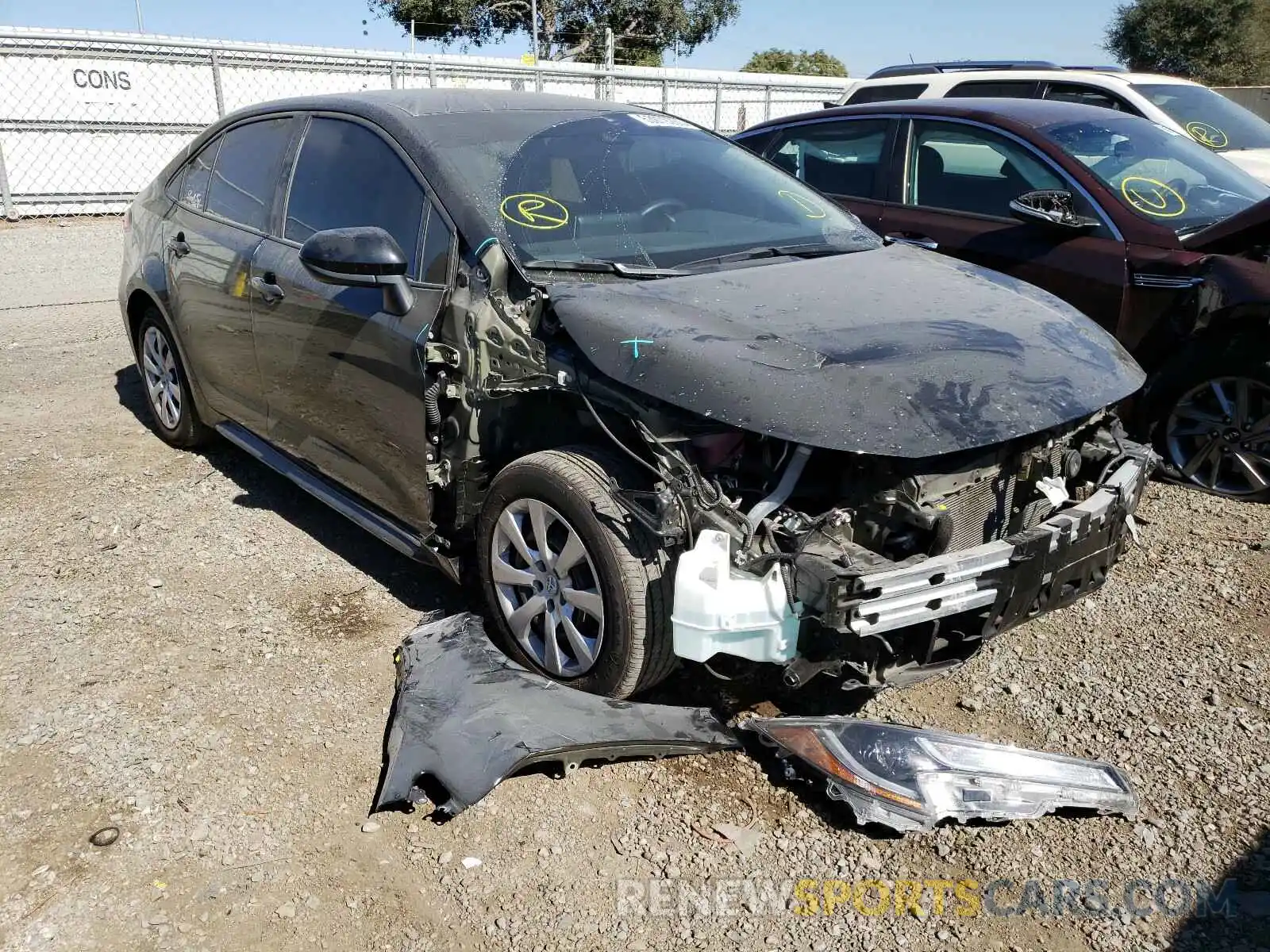 1 Photograph of a damaged car 5YFEPRAE8LP074924 TOYOTA COROLLA 2020