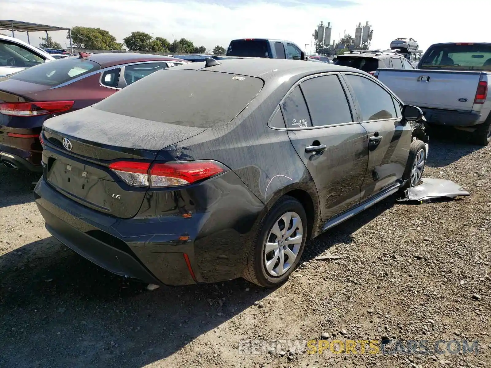 4 Photograph of a damaged car 5YFEPRAE8LP074924 TOYOTA COROLLA 2020