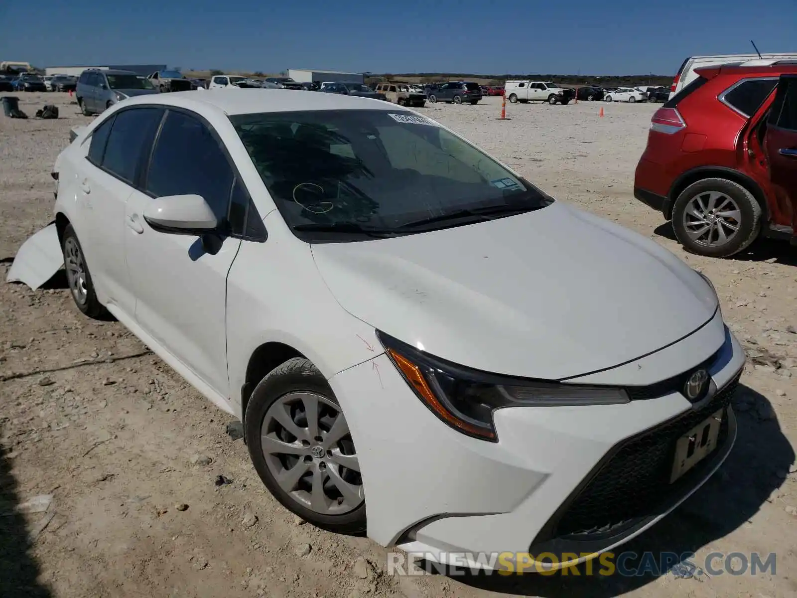 1 Photograph of a damaged car 5YFEPRAE8LP075037 TOYOTA COROLLA 2020