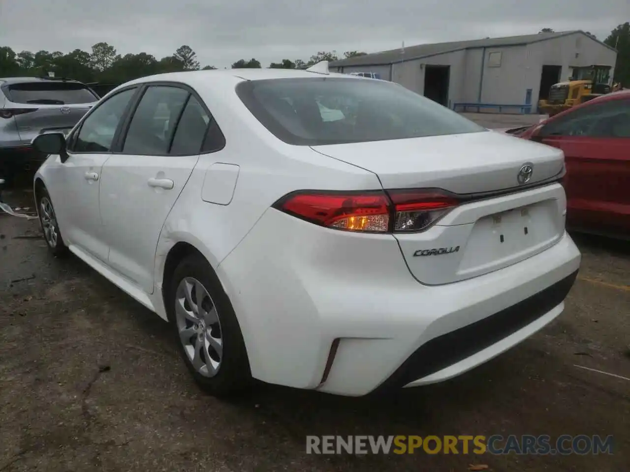 3 Photograph of a damaged car 5YFEPRAE8LP075894 TOYOTA COROLLA 2020