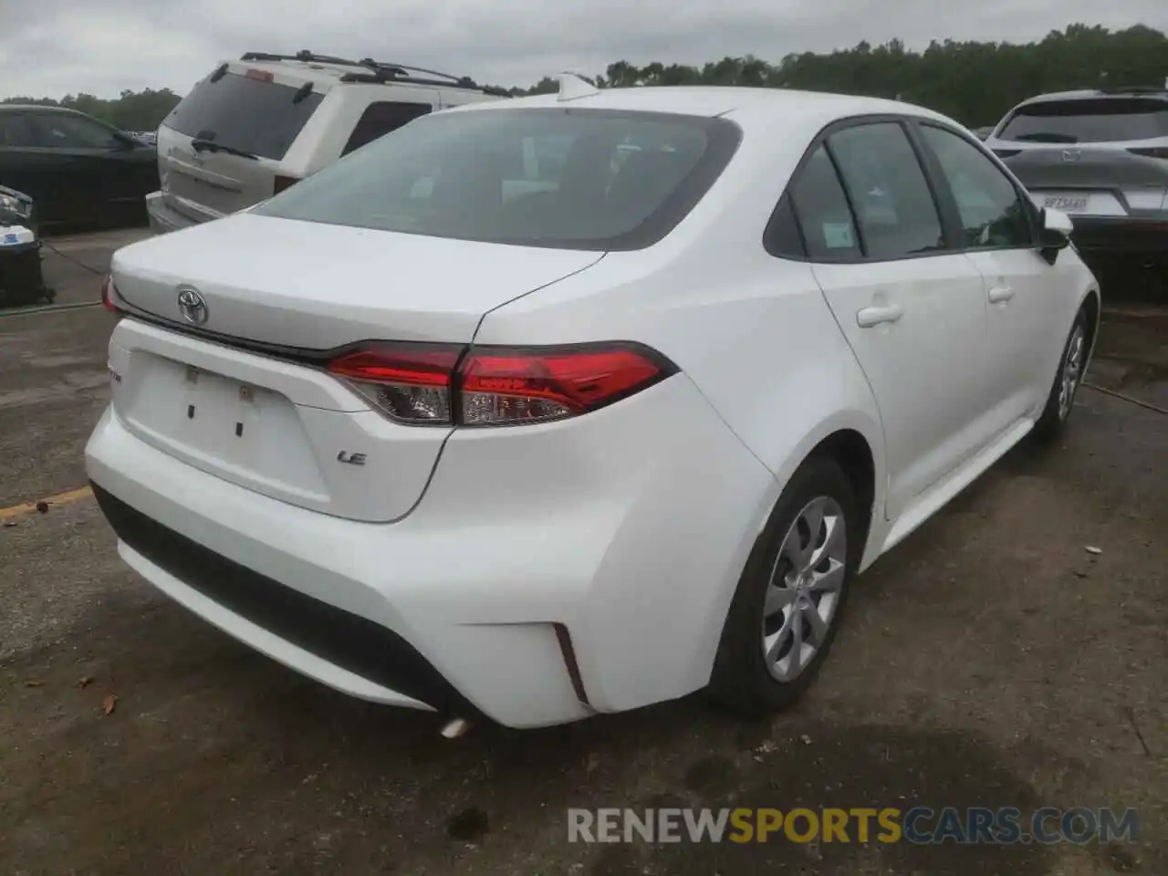 4 Photograph of a damaged car 5YFEPRAE8LP075894 TOYOTA COROLLA 2020