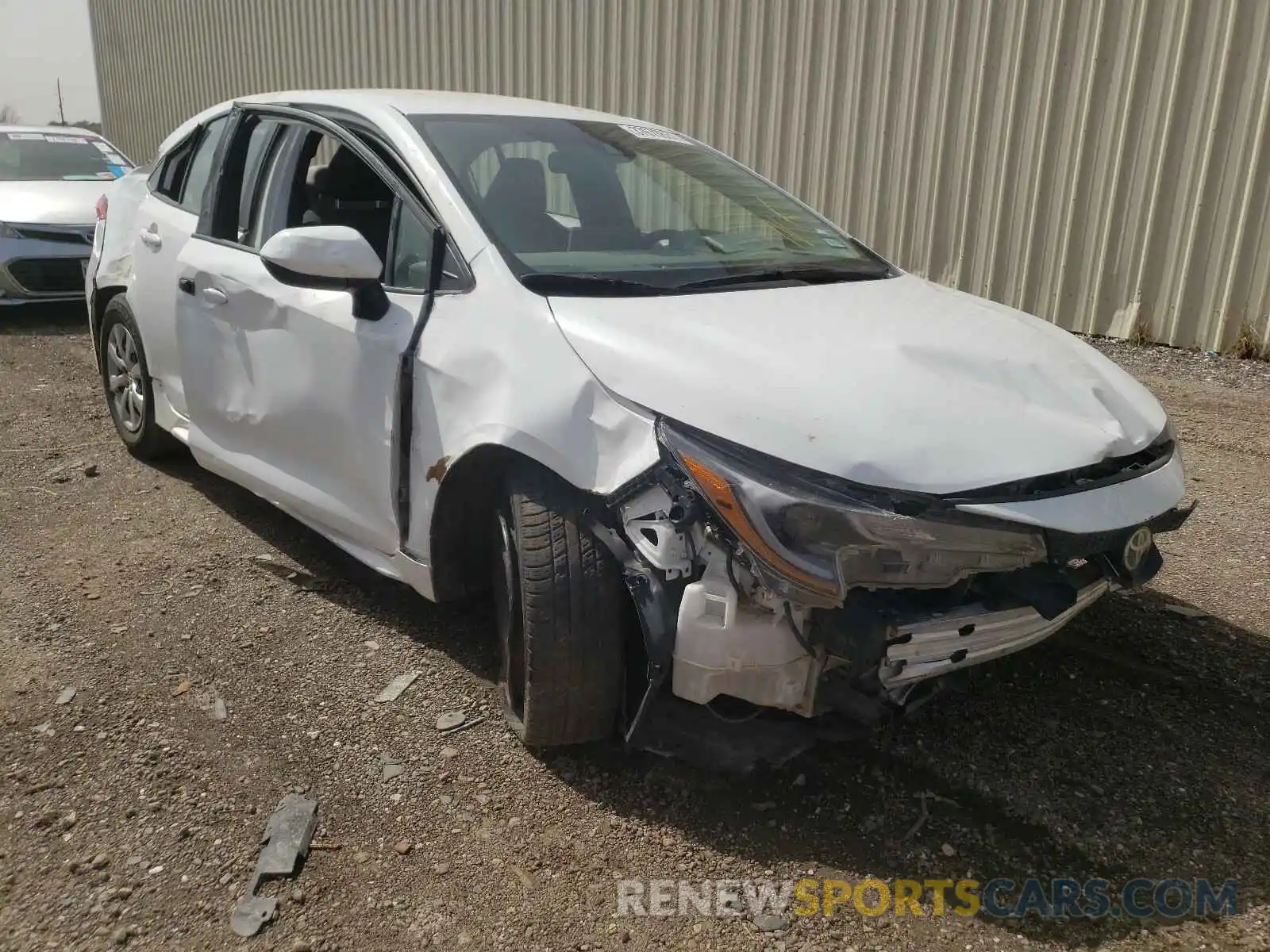 1 Photograph of a damaged car 5YFEPRAE8LP076091 TOYOTA COROLLA 2020