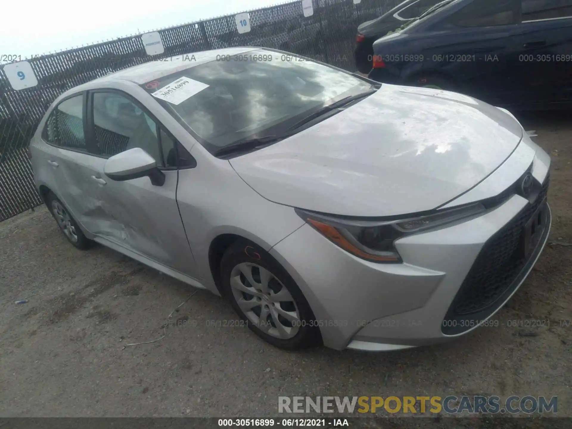 1 Photograph of a damaged car 5YFEPRAE8LP076267 TOYOTA COROLLA 2020