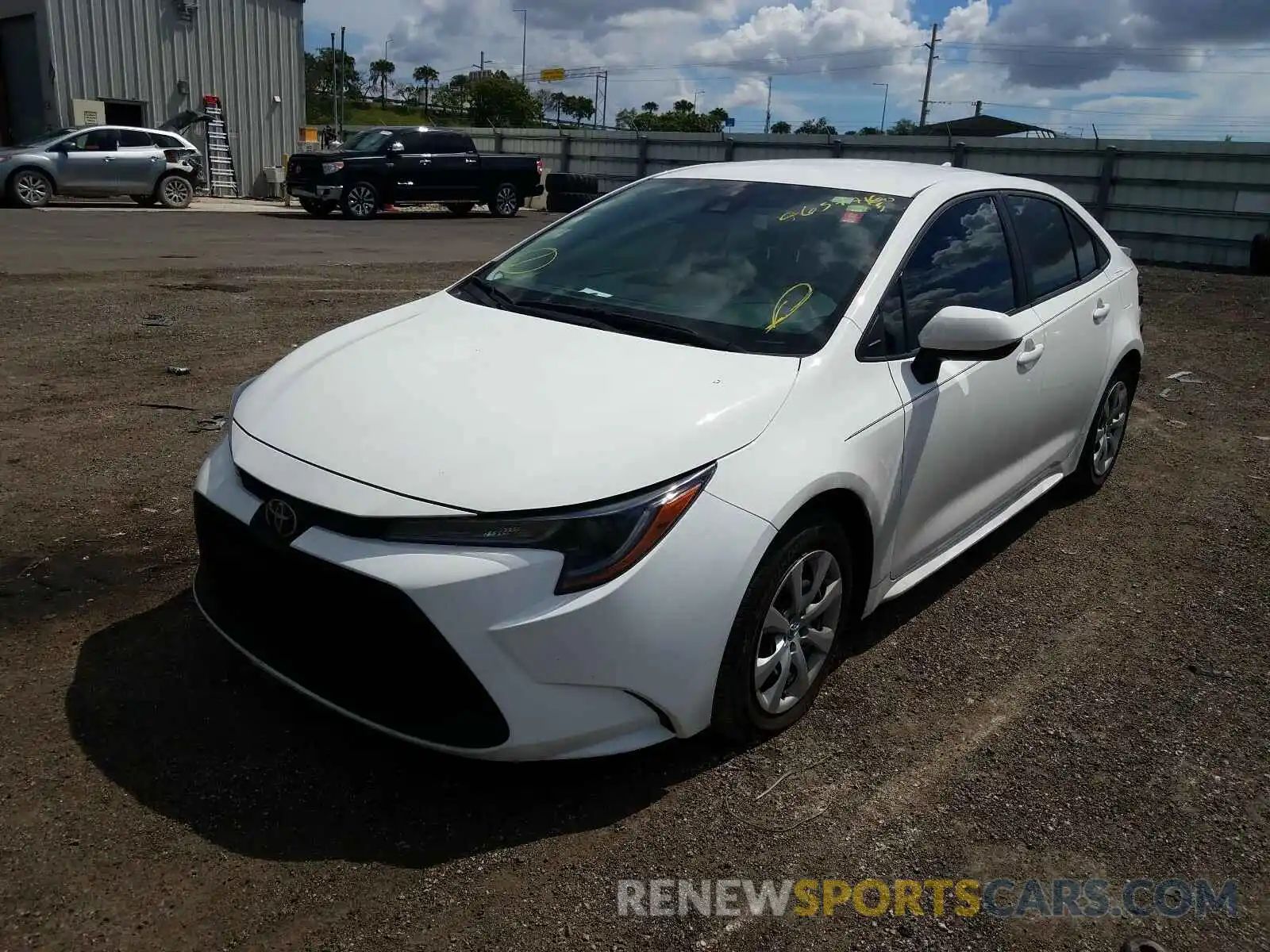 2 Photograph of a damaged car 5YFEPRAE8LP076396 TOYOTA COROLLA 2020