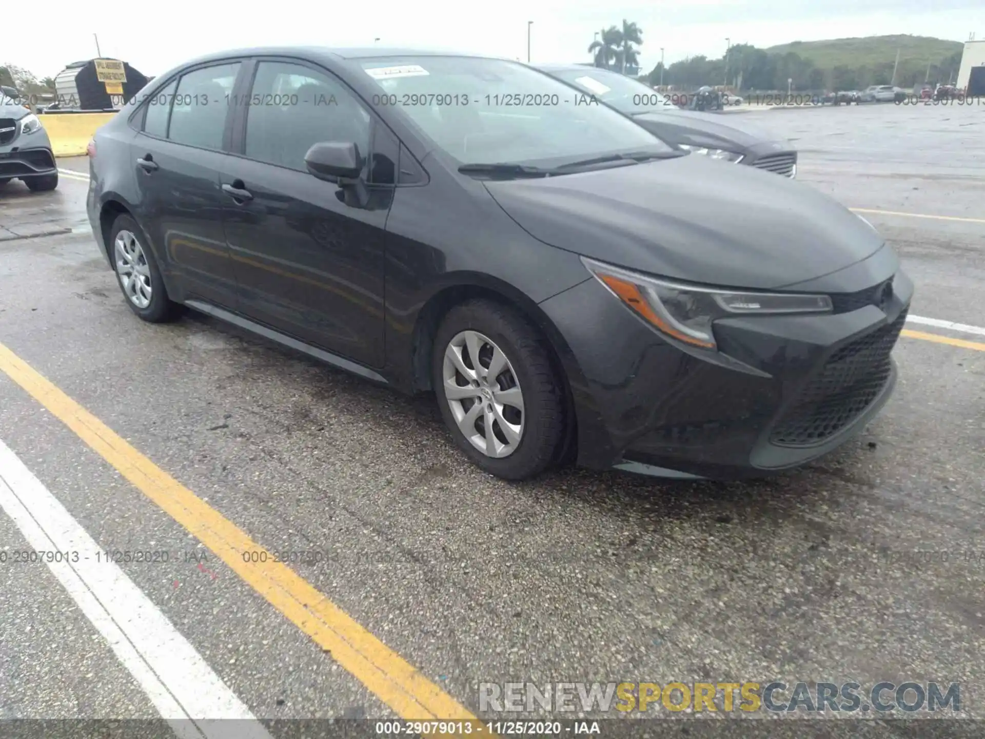 1 Photograph of a damaged car 5YFEPRAE8LP076463 TOYOTA COROLLA 2020