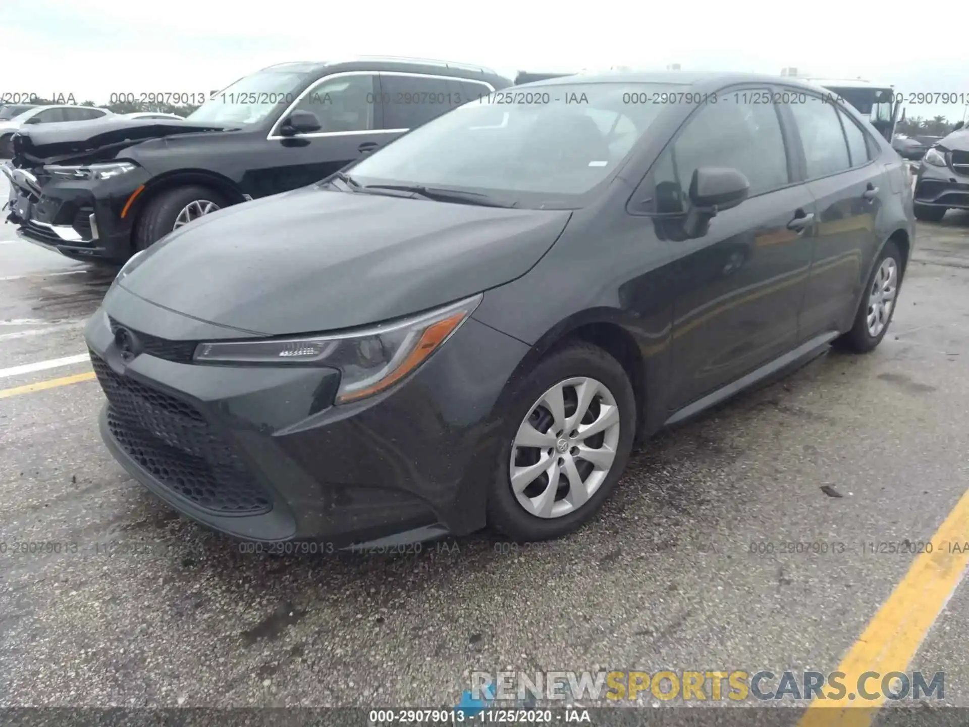 2 Photograph of a damaged car 5YFEPRAE8LP076463 TOYOTA COROLLA 2020