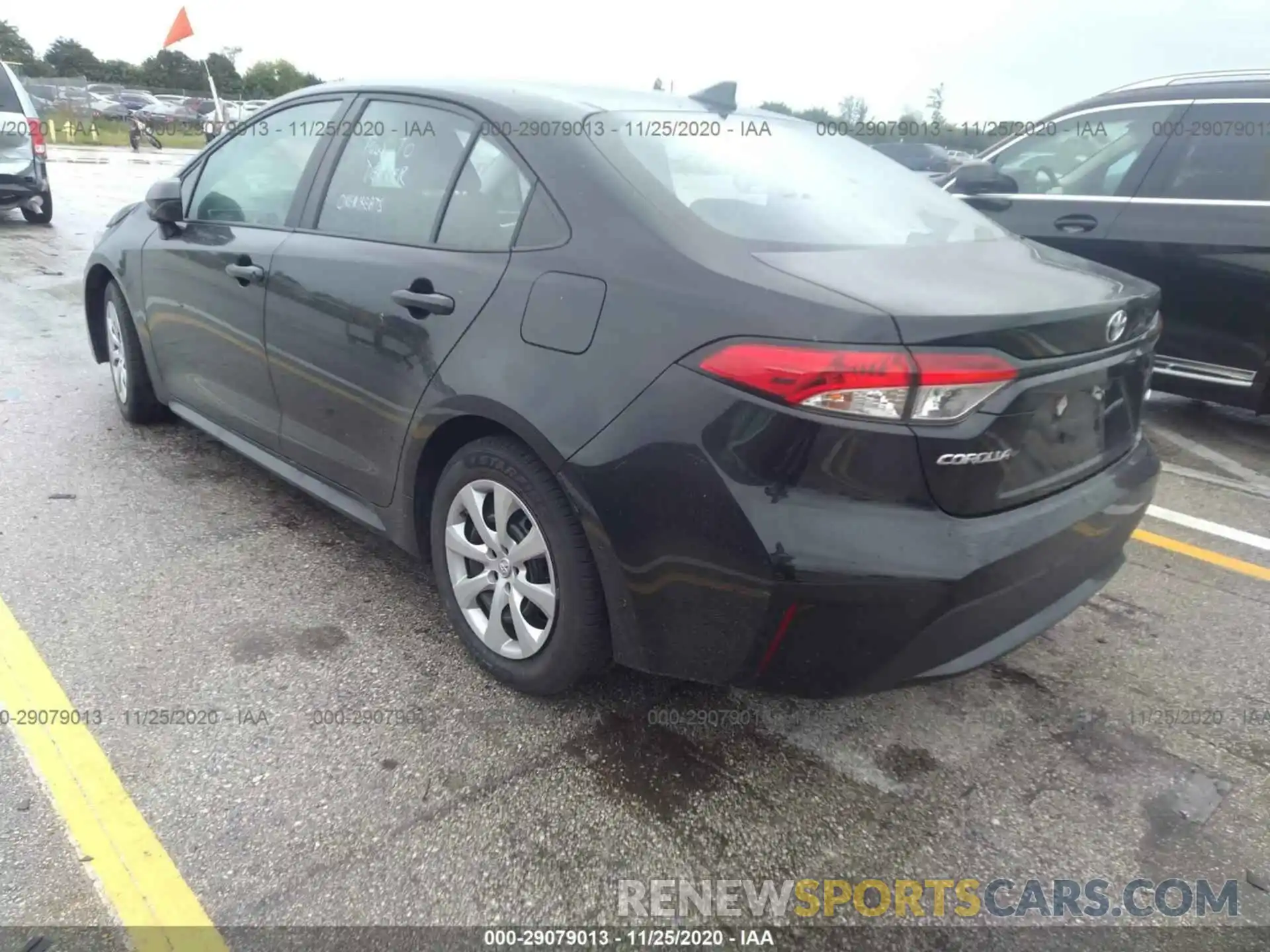 3 Photograph of a damaged car 5YFEPRAE8LP076463 TOYOTA COROLLA 2020