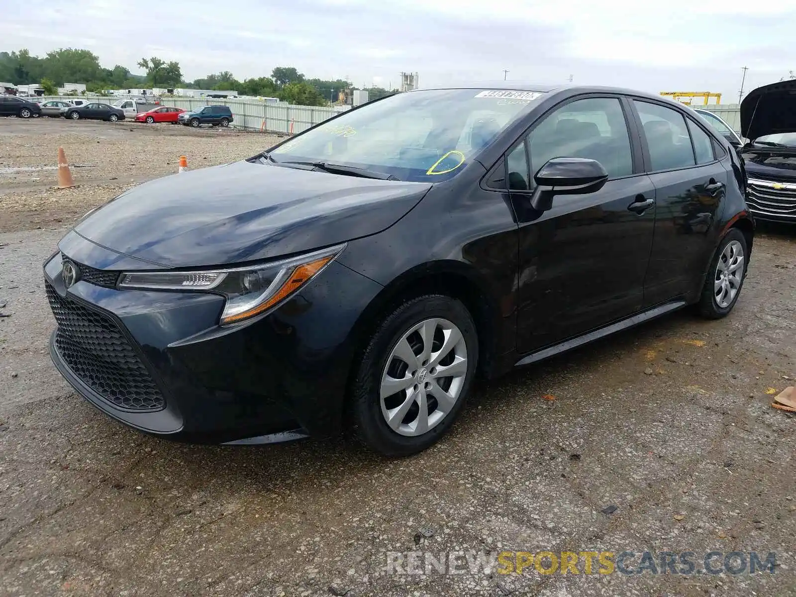 2 Photograph of a damaged car 5YFEPRAE8LP076740 TOYOTA COROLLA 2020