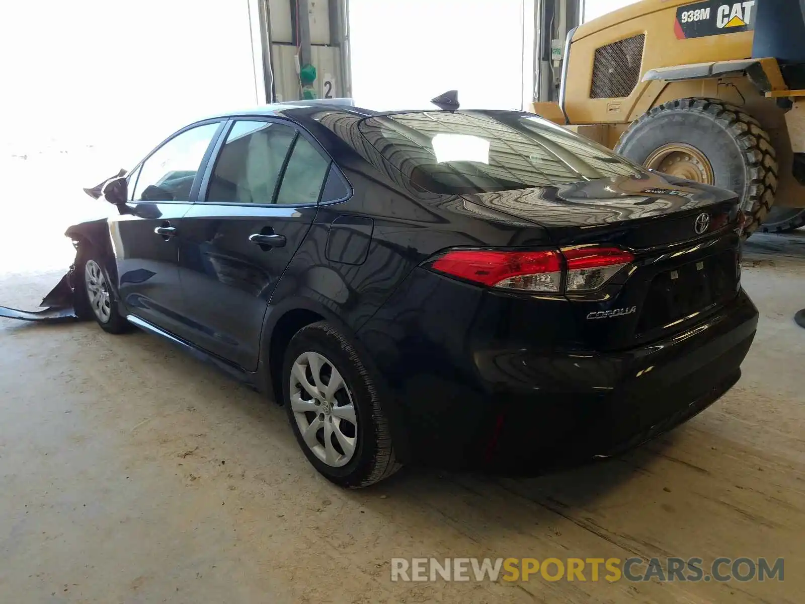 3 Photograph of a damaged car 5YFEPRAE8LP076754 TOYOTA COROLLA 2020