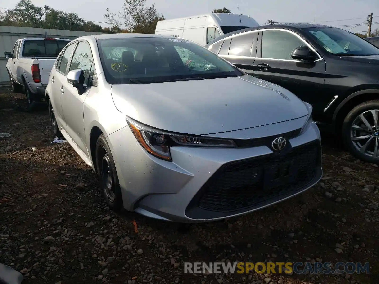 1 Photograph of a damaged car 5YFEPRAE8LP077659 TOYOTA COROLLA 2020