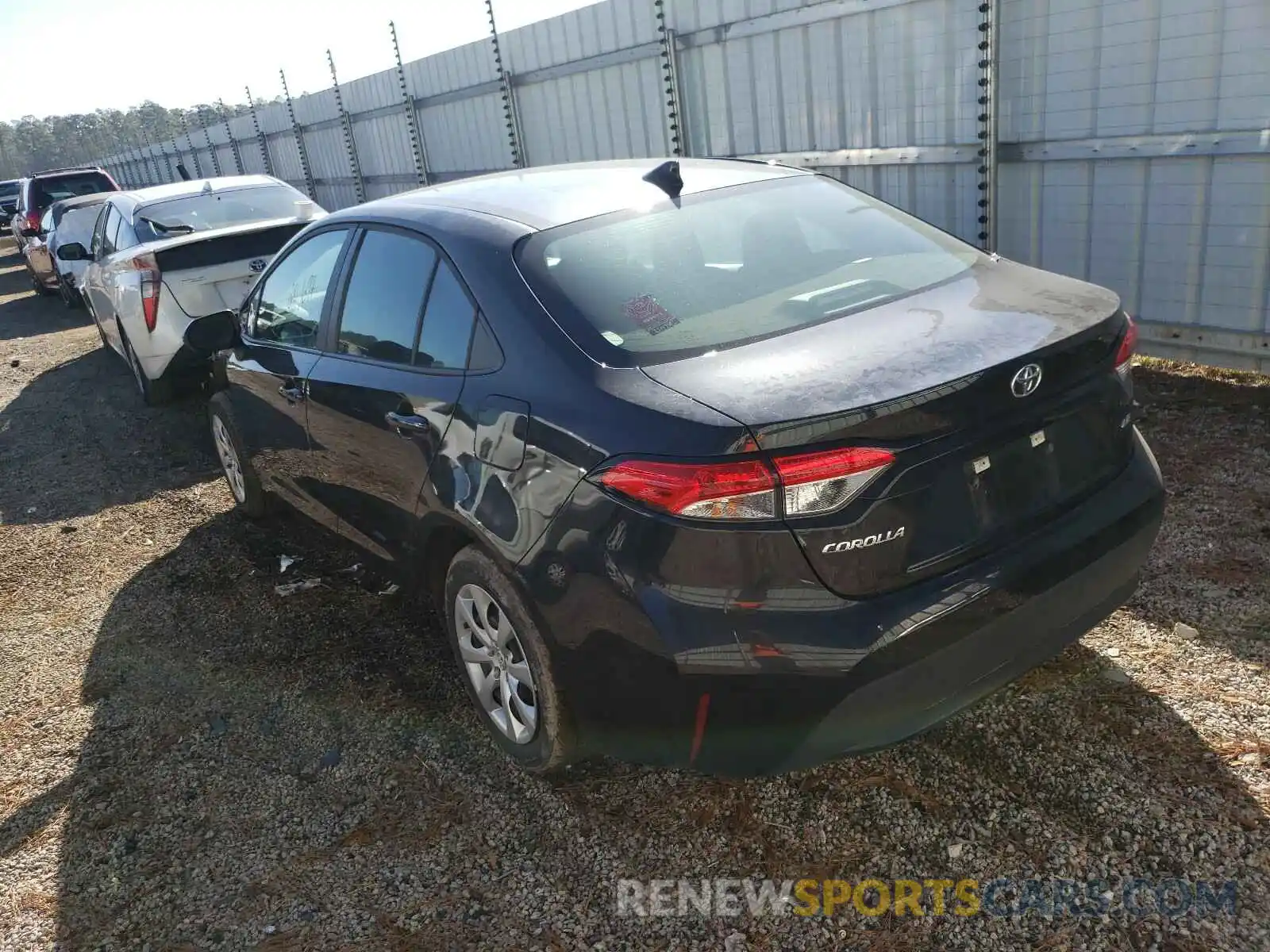 3 Photograph of a damaged car 5YFEPRAE8LP077953 TOYOTA COROLLA 2020