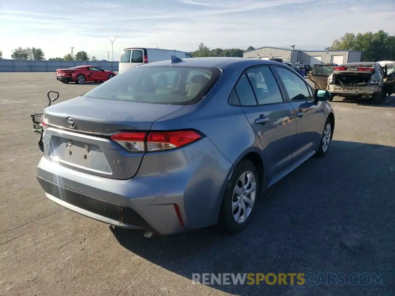 4 Photograph of a damaged car 5YFEPRAE8LP078780 TOYOTA COROLLA 2020