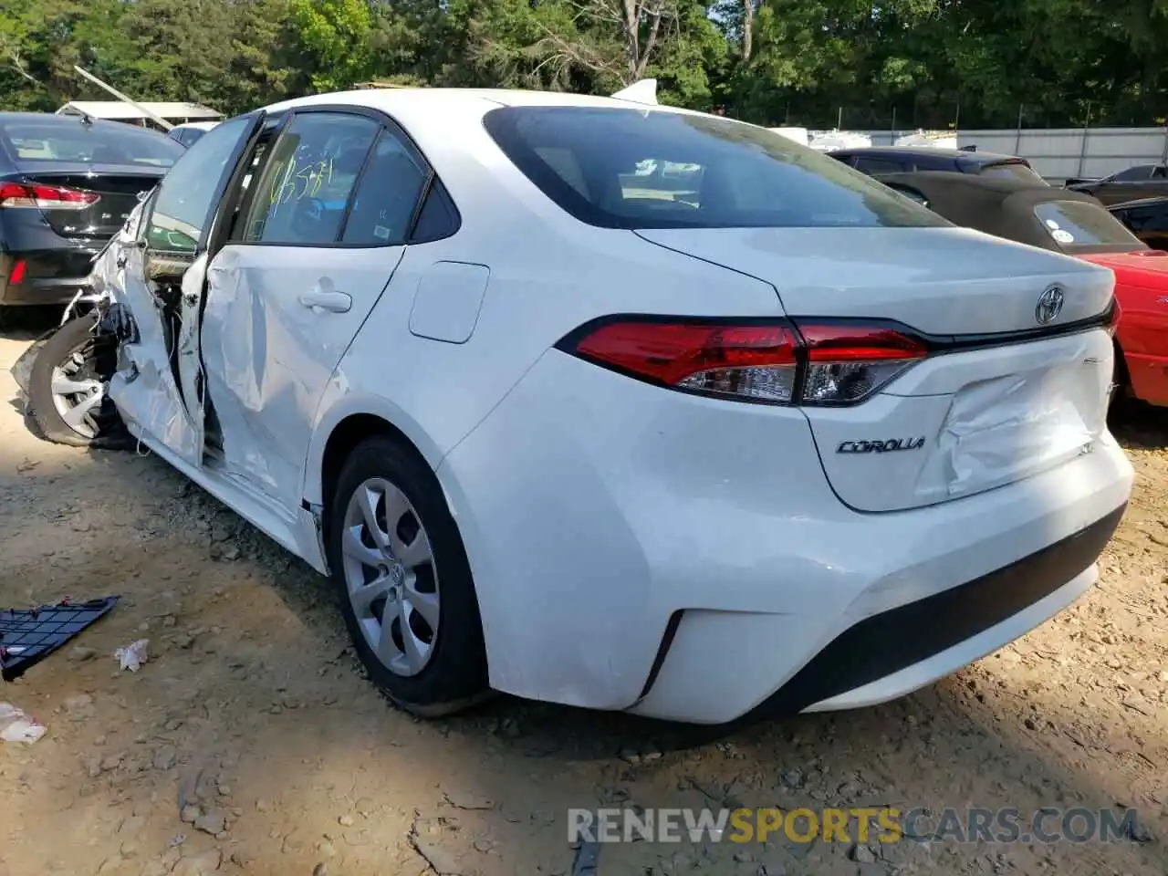 3 Photograph of a damaged car 5YFEPRAE8LP078794 TOYOTA COROLLA 2020