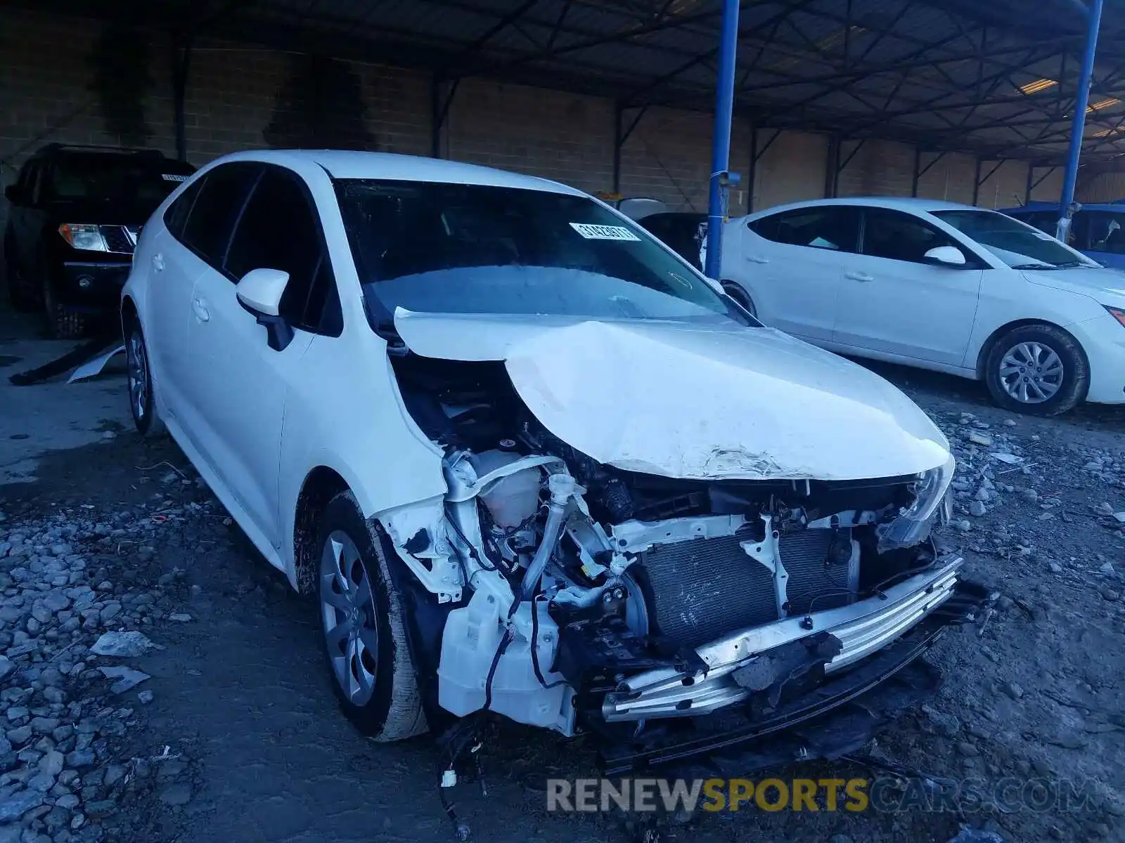 1 Photograph of a damaged car 5YFEPRAE8LP078861 TOYOTA COROLLA 2020