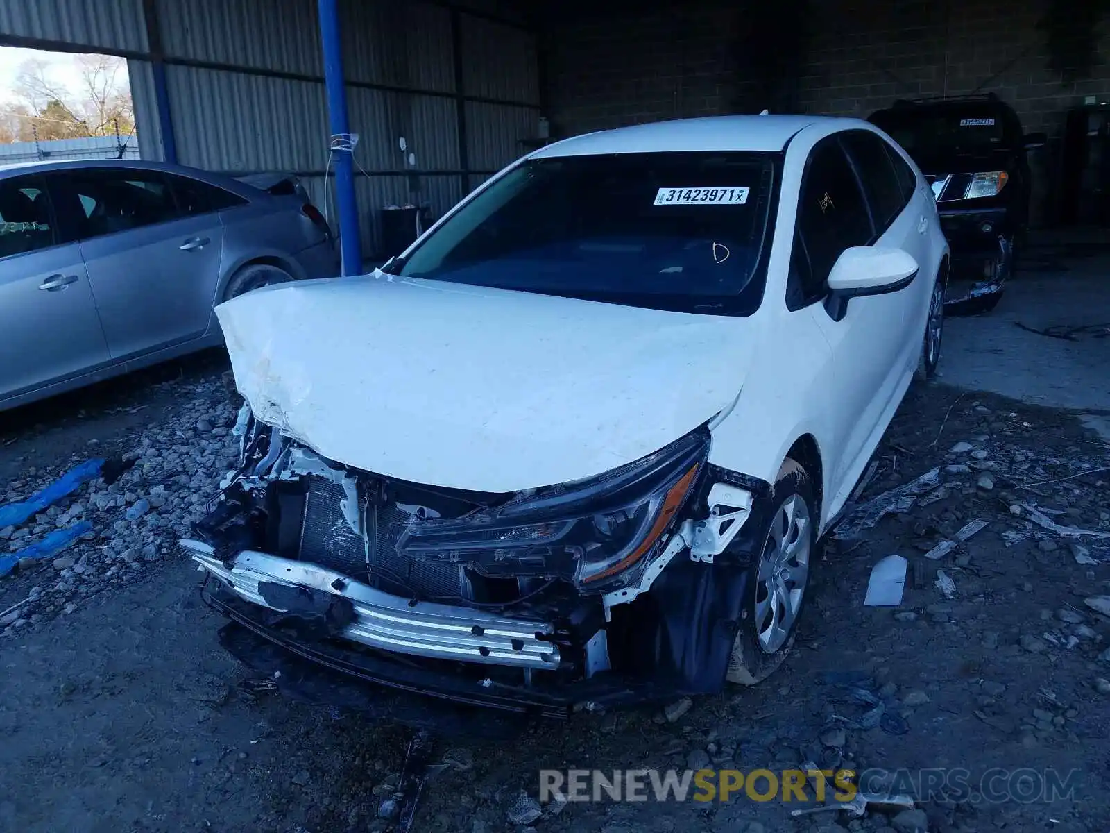 2 Photograph of a damaged car 5YFEPRAE8LP078861 TOYOTA COROLLA 2020