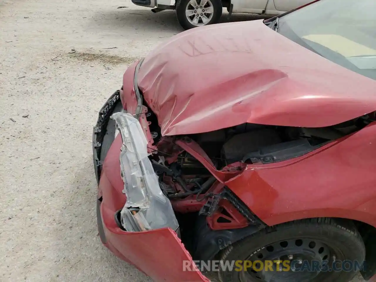 9 Photograph of a damaged car 5YFEPRAE8LP079265 TOYOTA COROLLA 2020