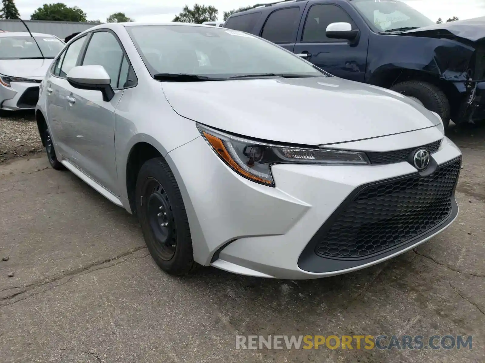 1 Photograph of a damaged car 5YFEPRAE8LP079377 TOYOTA COROLLA 2020