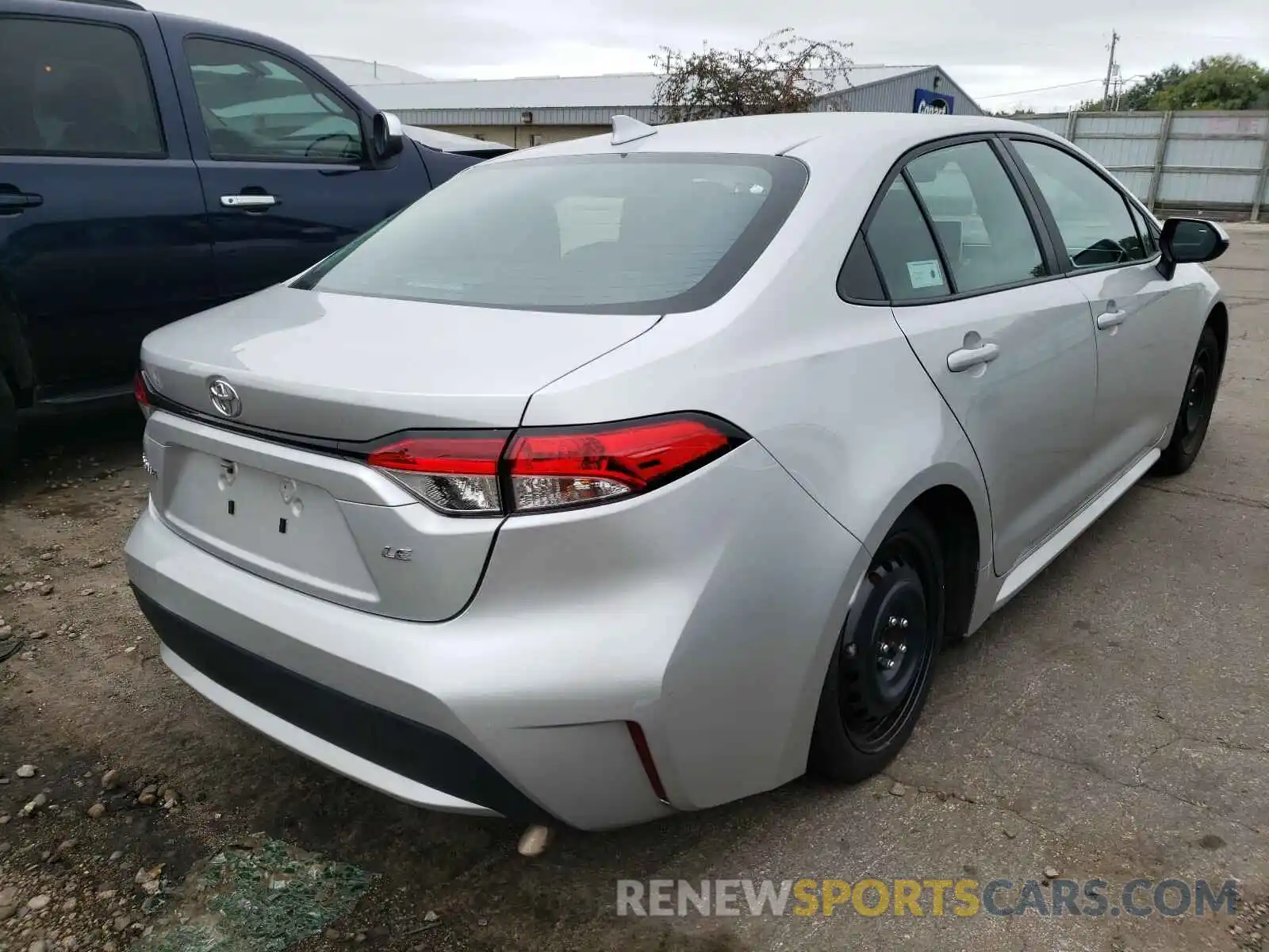 4 Photograph of a damaged car 5YFEPRAE8LP079377 TOYOTA COROLLA 2020