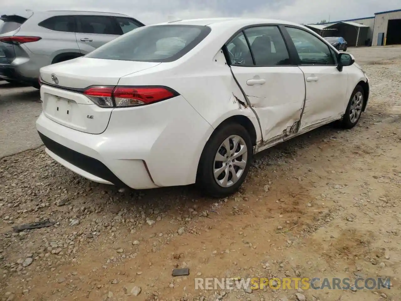 4 Photograph of a damaged car 5YFEPRAE8LP079850 TOYOTA COROLLA 2020