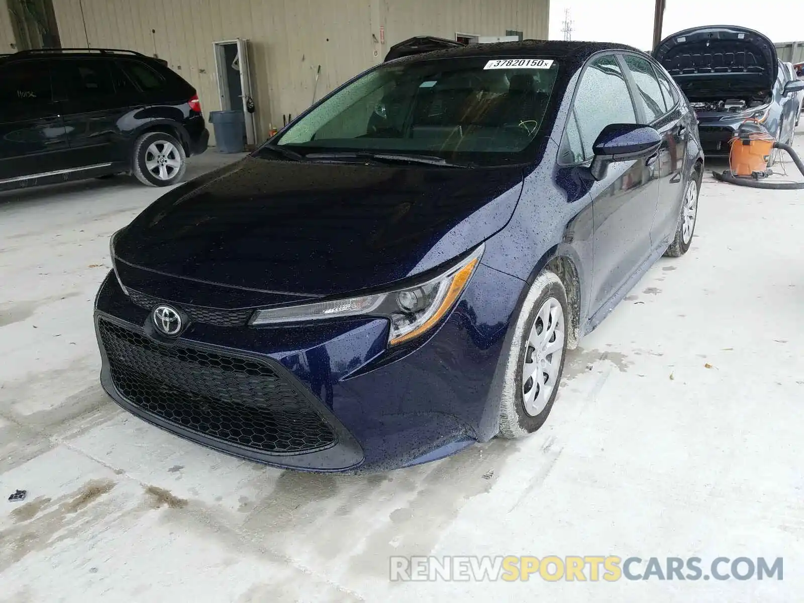 2 Photograph of a damaged car 5YFEPRAE8LP081775 TOYOTA COROLLA 2020