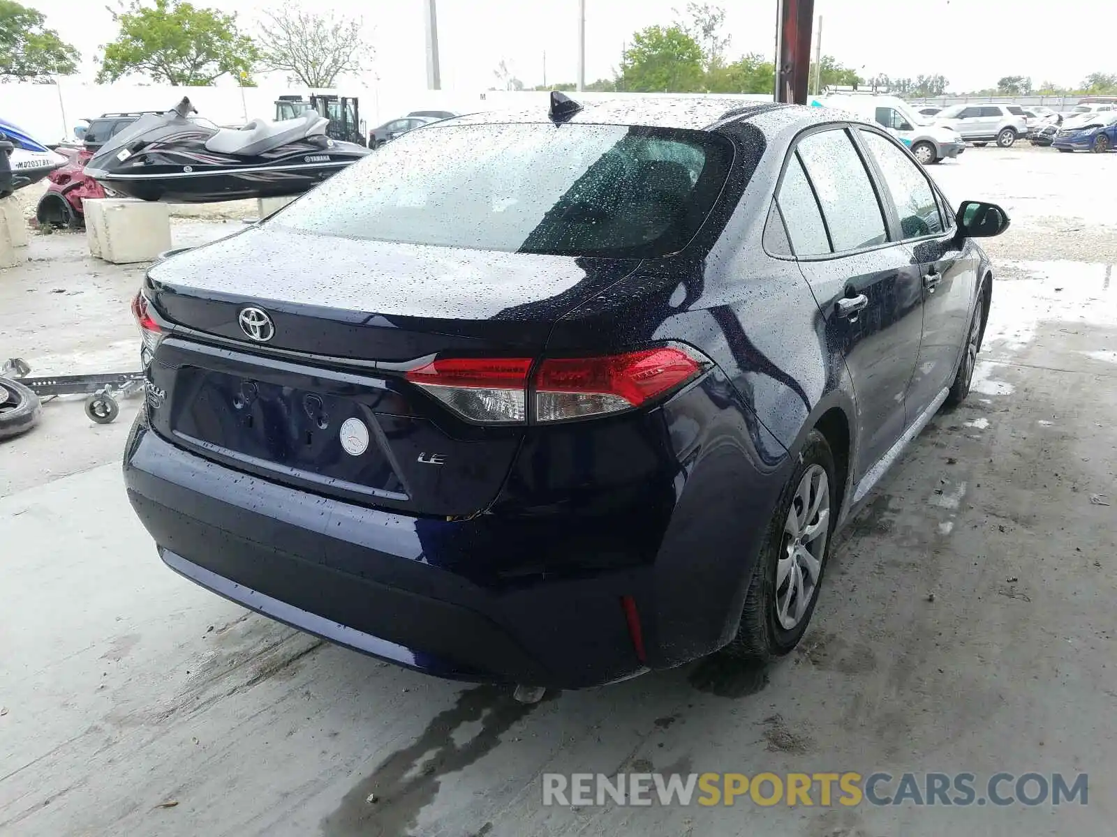 4 Photograph of a damaged car 5YFEPRAE8LP081775 TOYOTA COROLLA 2020