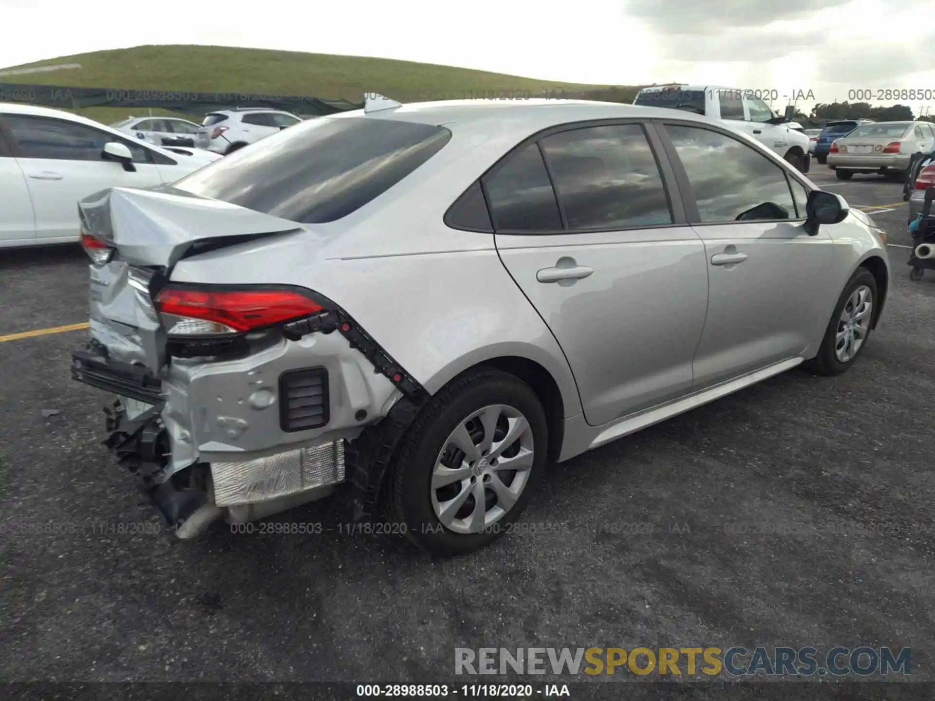 4 Photograph of a damaged car 5YFEPRAE8LP083025 TOYOTA COROLLA 2020