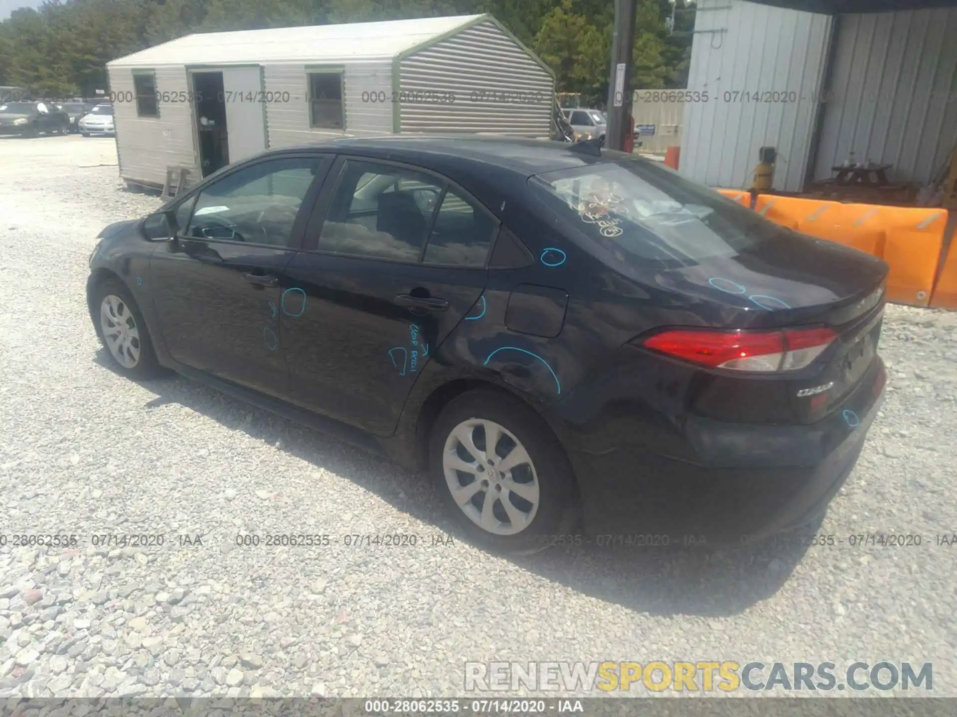 3 Photograph of a damaged car 5YFEPRAE8LP083980 TOYOTA COROLLA 2020