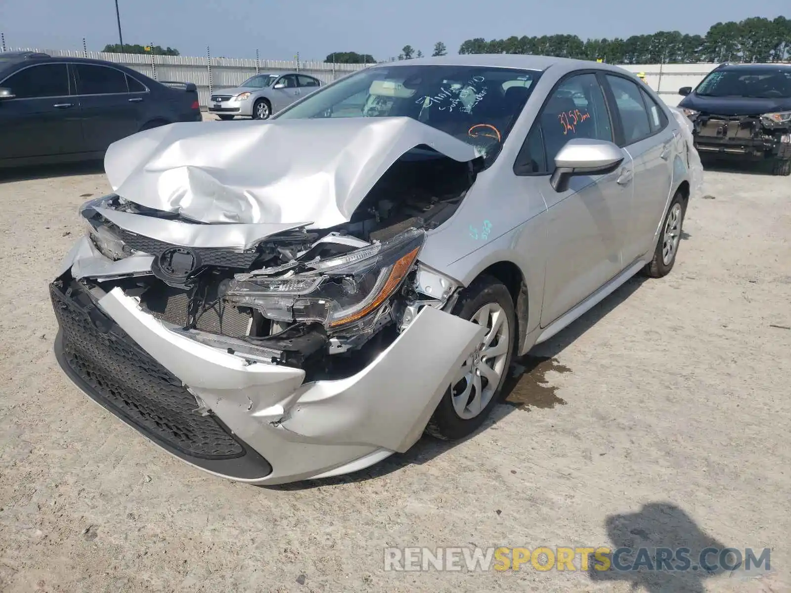 2 Photograph of a damaged car 5YFEPRAE8LP084420 TOYOTA COROLLA 2020