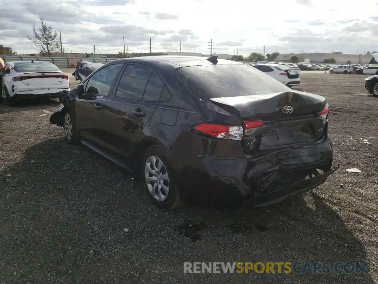 3 Photograph of a damaged car 5YFEPRAE8LP084921 TOYOTA COROLLA 2020