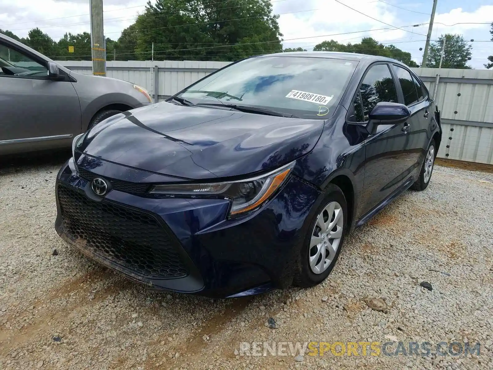 2 Photograph of a damaged car 5YFEPRAE8LP085101 TOYOTA COROLLA 2020