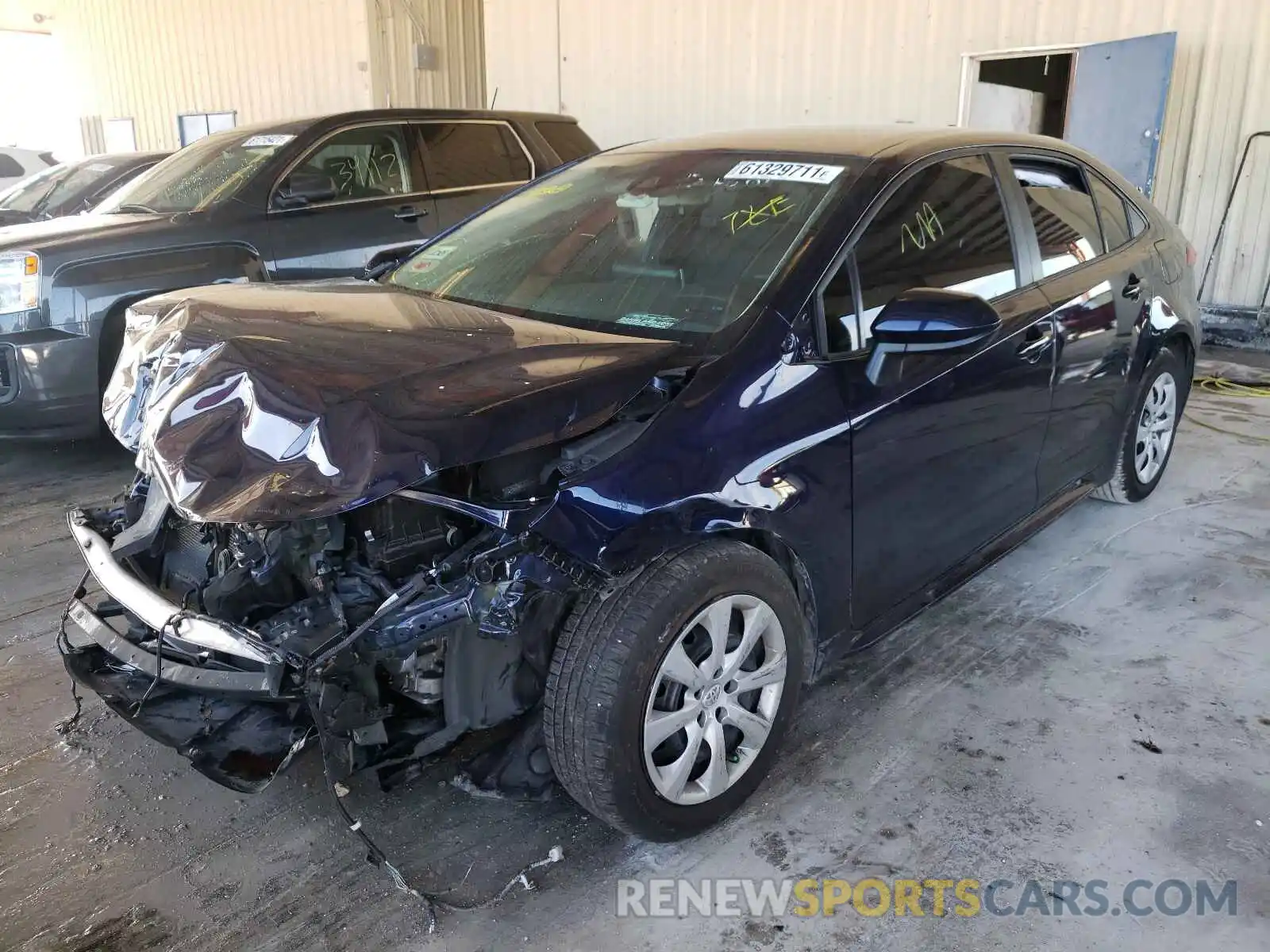 2 Photograph of a damaged car 5YFEPRAE8LP085549 TOYOTA COROLLA 2020