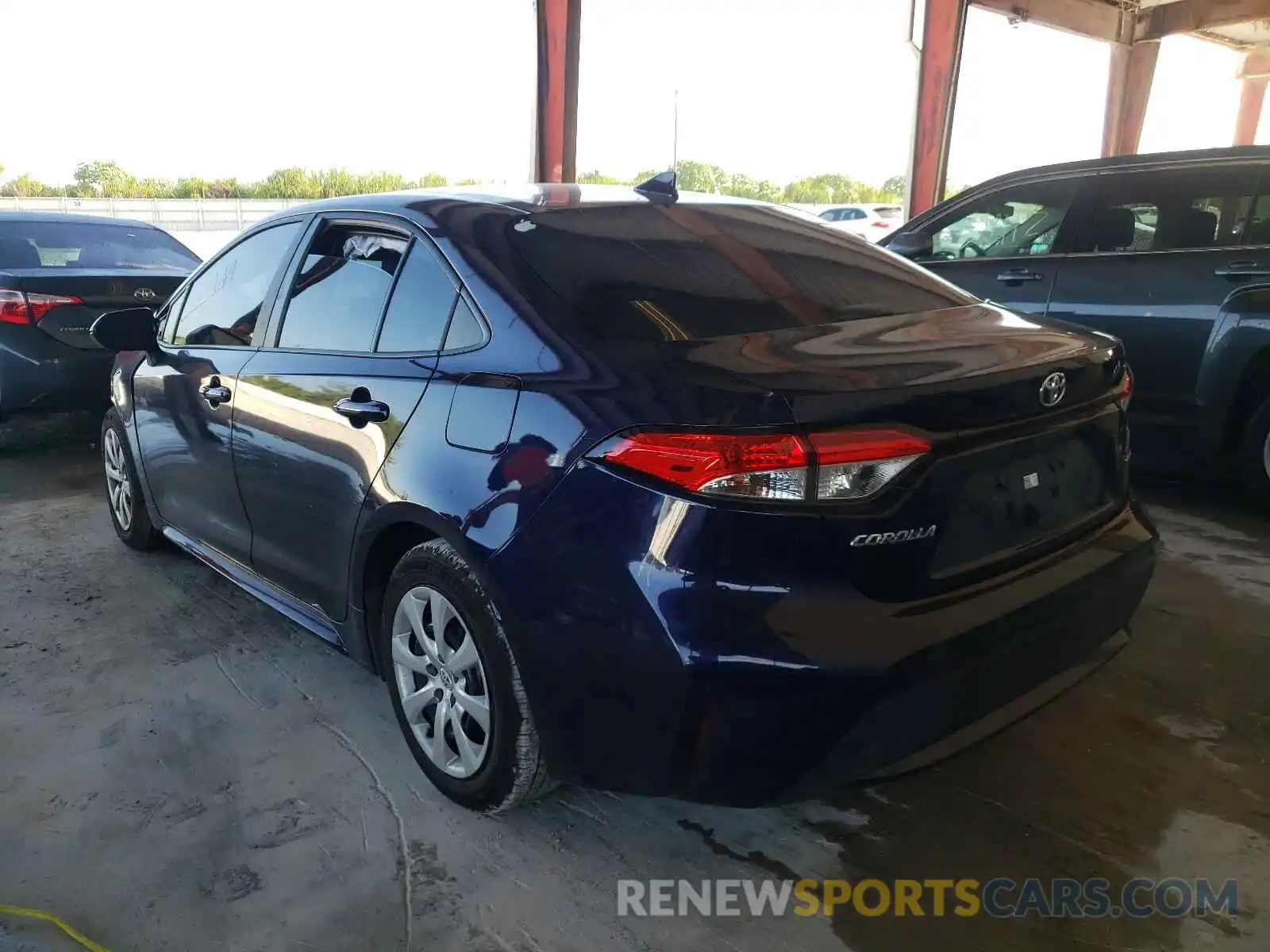 3 Photograph of a damaged car 5YFEPRAE8LP085549 TOYOTA COROLLA 2020