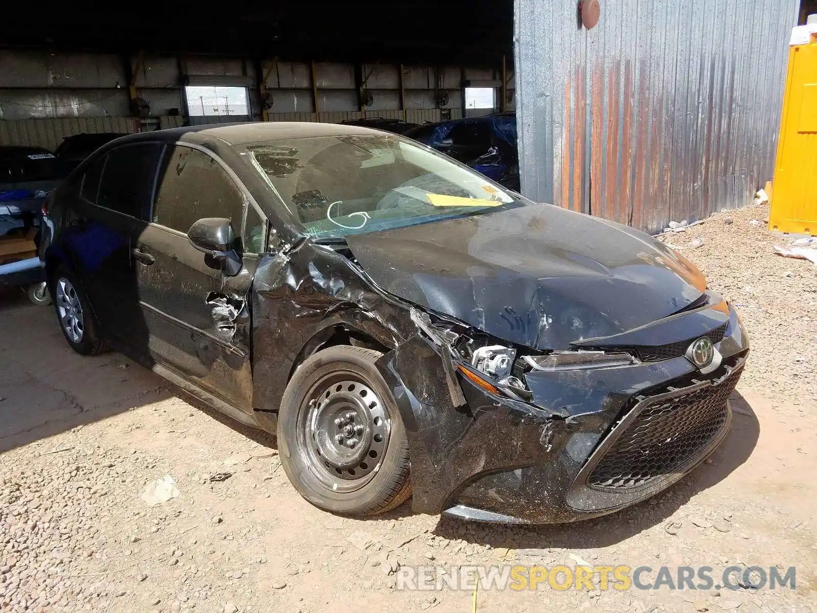 1 Photograph of a damaged car 5YFEPRAE8LP085597 TOYOTA COROLLA 2020