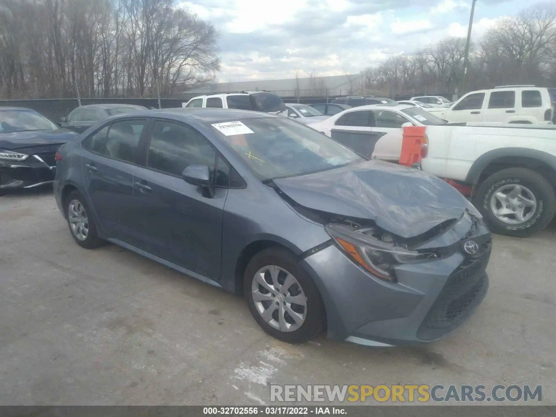 1 Photograph of a damaged car 5YFEPRAE8LP085972 TOYOTA COROLLA 2020