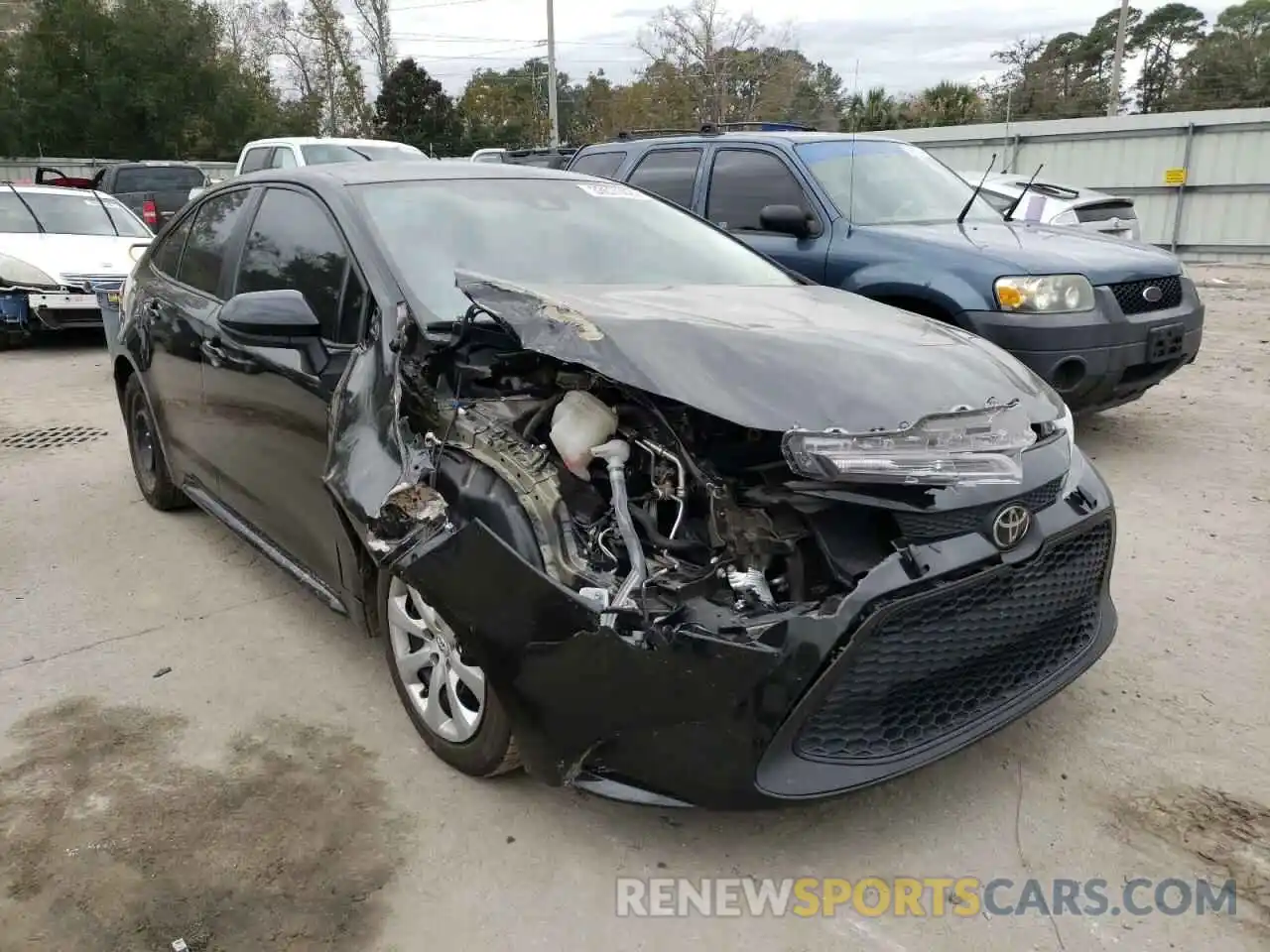 1 Photograph of a damaged car 5YFEPRAE8LP088693 TOYOTA COROLLA 2020