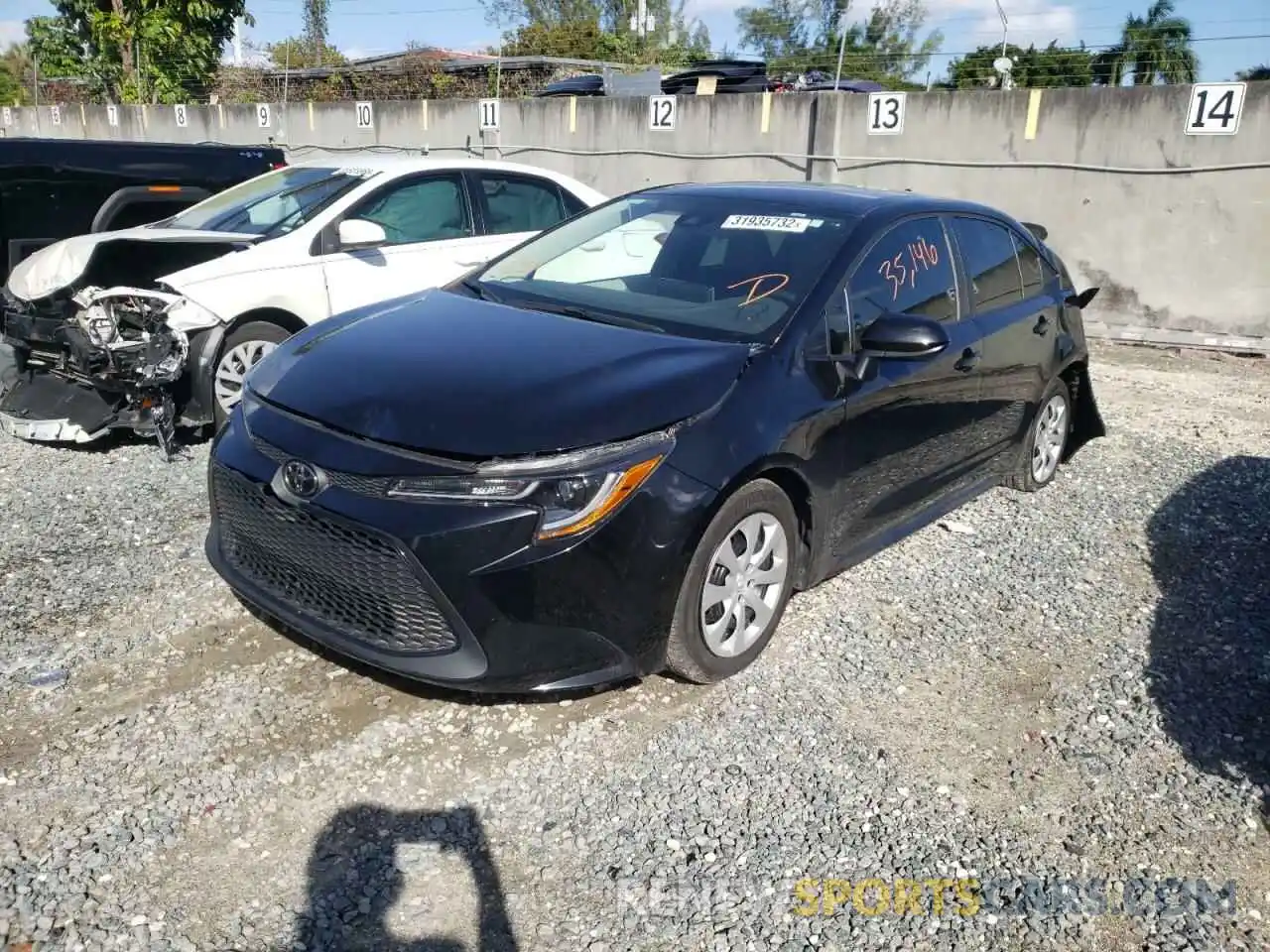 2 Photograph of a damaged car 5YFEPRAE8LP089245 TOYOTA COROLLA 2020