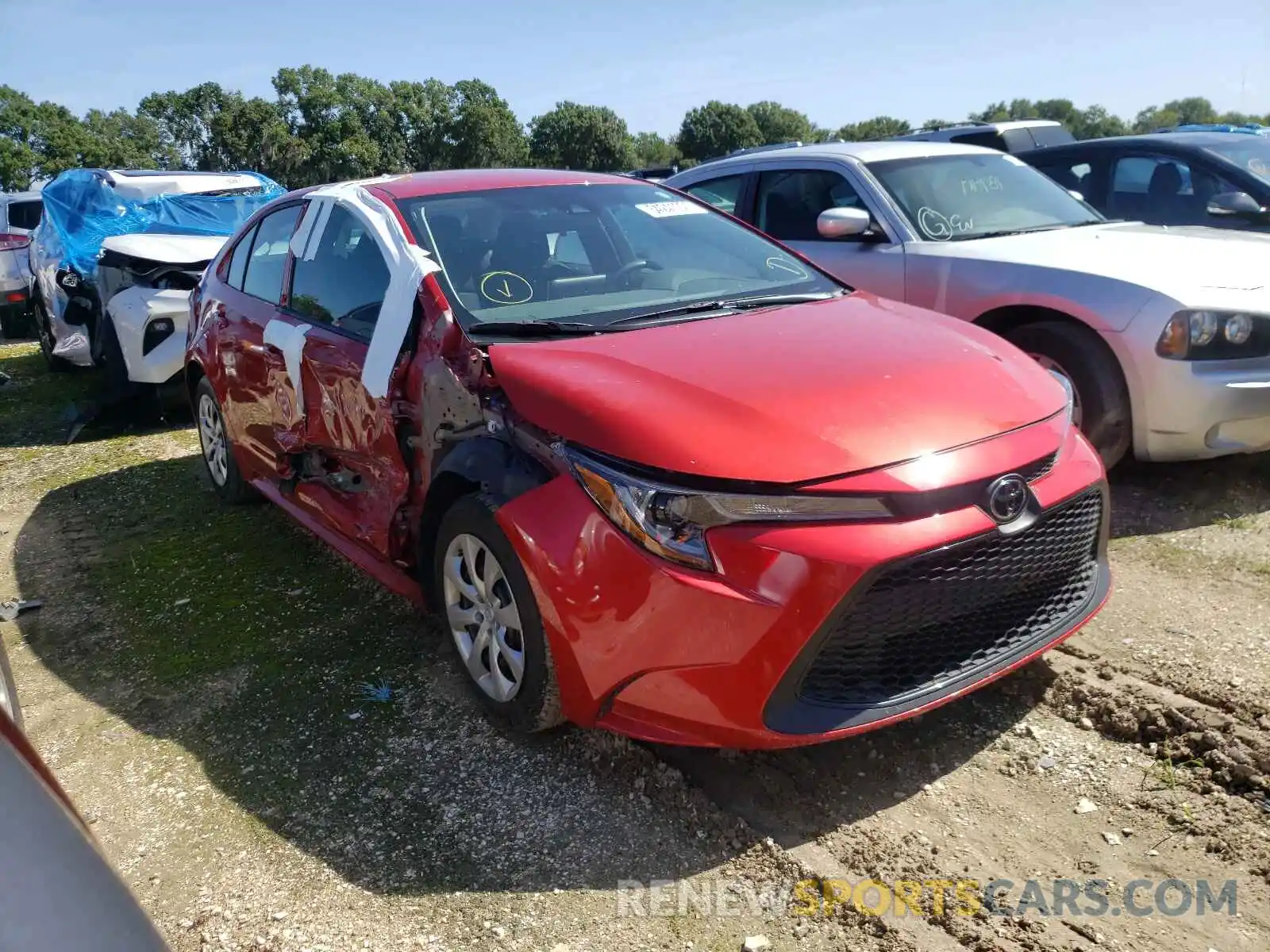 1 Photograph of a damaged car 5YFEPRAE8LP089391 TOYOTA COROLLA 2020