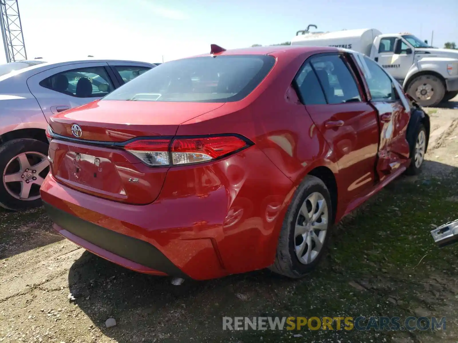 4 Photograph of a damaged car 5YFEPRAE8LP089391 TOYOTA COROLLA 2020