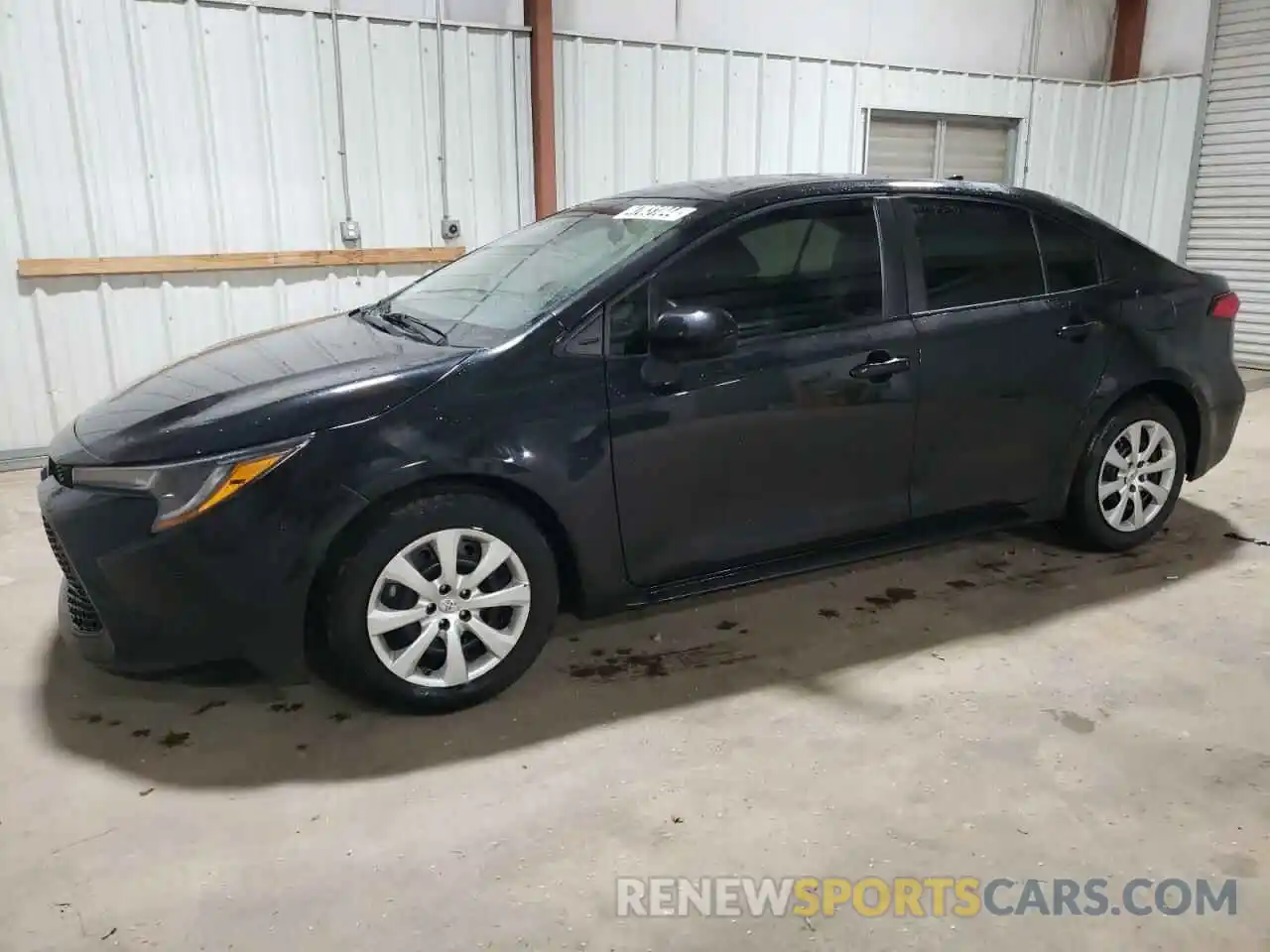 1 Photograph of a damaged car 5YFEPRAE8LP089827 TOYOTA COROLLA 2020