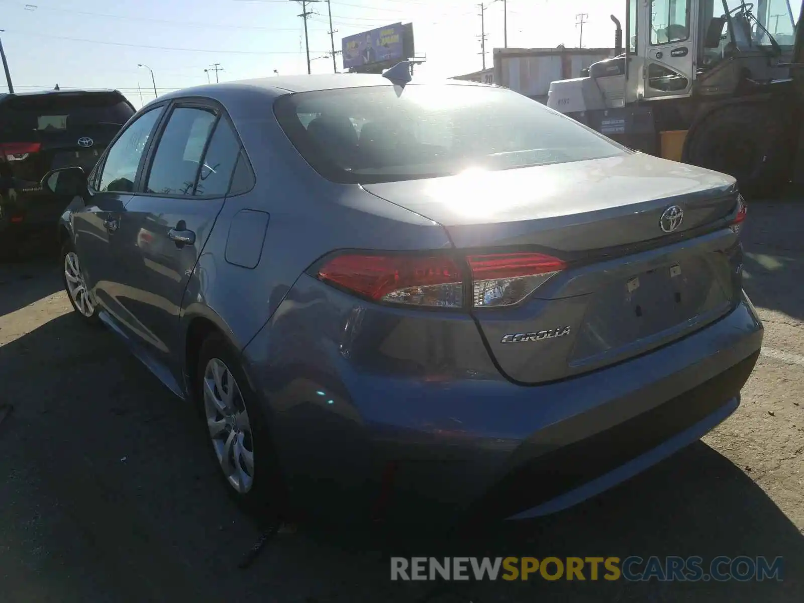 3 Photograph of a damaged car 5YFEPRAE8LP090007 TOYOTA COROLLA 2020