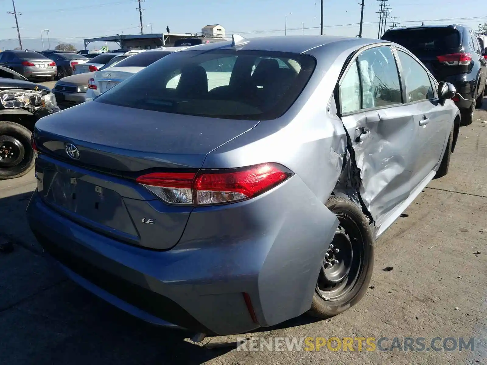 4 Photograph of a damaged car 5YFEPRAE8LP090007 TOYOTA COROLLA 2020