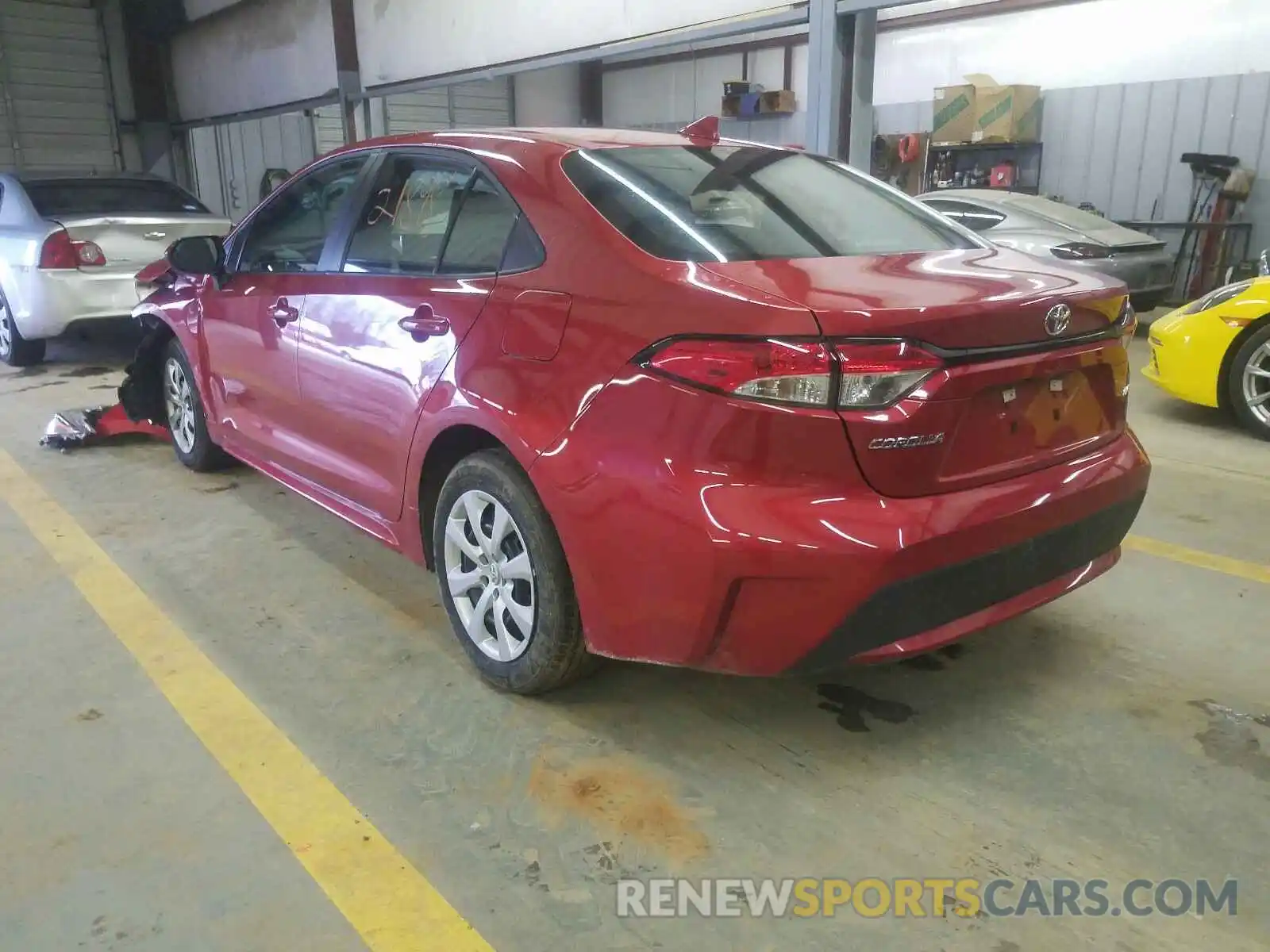 3 Photograph of a damaged car 5YFEPRAE8LP091061 TOYOTA COROLLA 2020