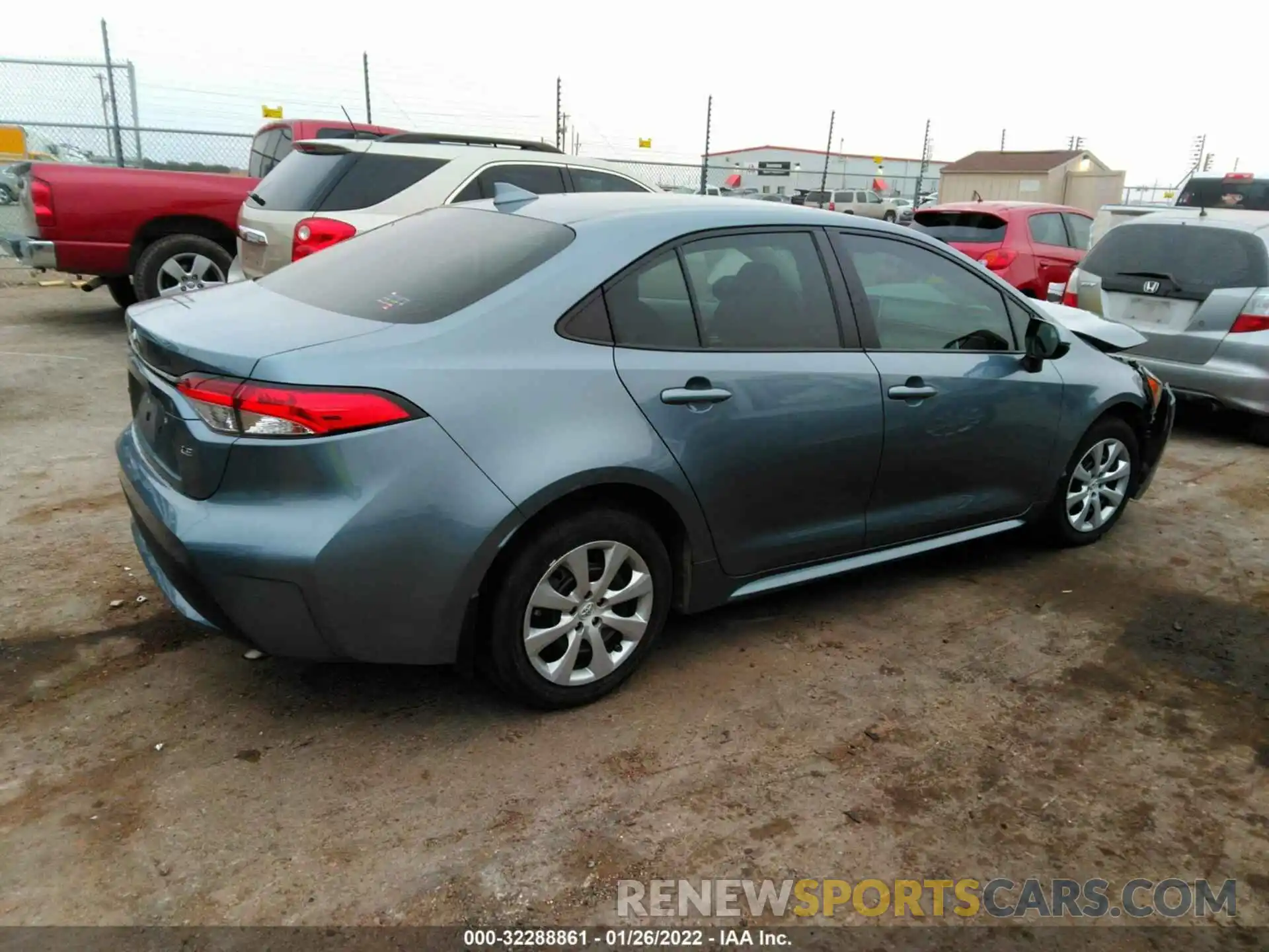 4 Photograph of a damaged car 5YFEPRAE8LP091108 TOYOTA COROLLA 2020