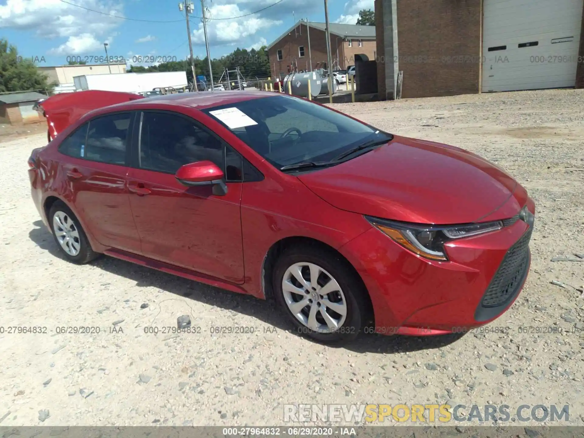 1 Photograph of a damaged car 5YFEPRAE8LP092100 TOYOTA COROLLA 2020