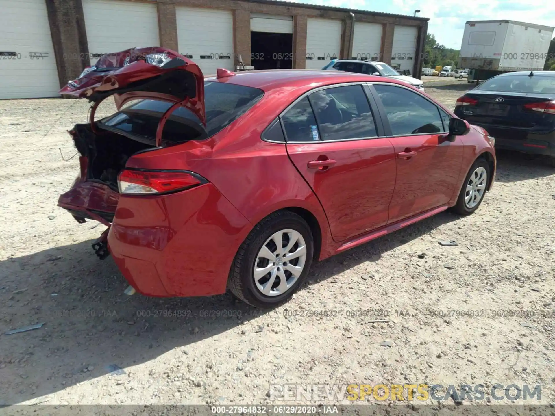 4 Photograph of a damaged car 5YFEPRAE8LP092100 TOYOTA COROLLA 2020