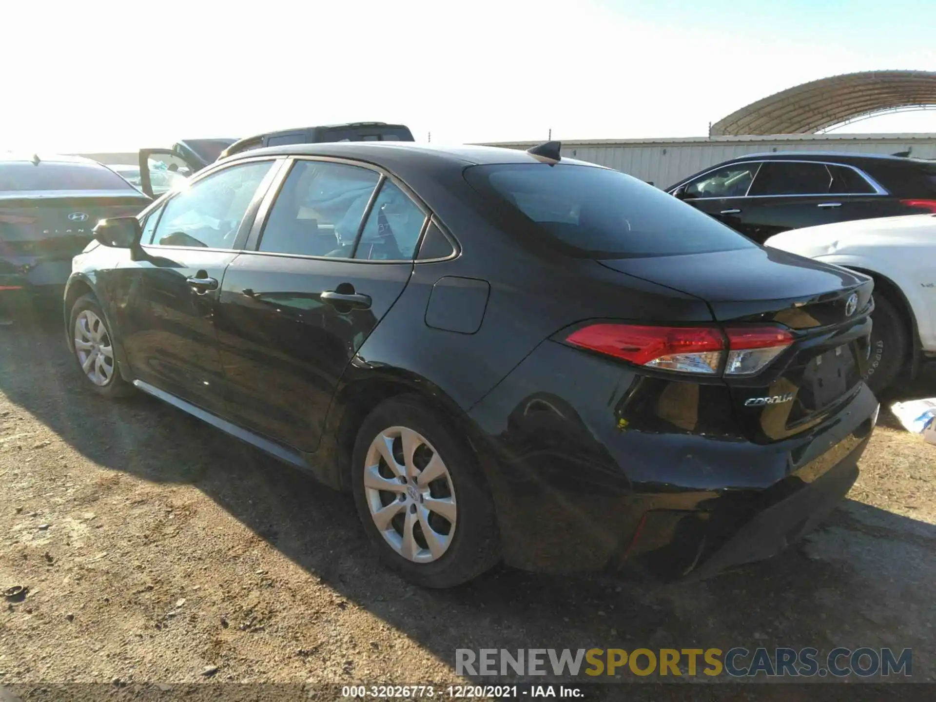 3 Photograph of a damaged car 5YFEPRAE8LP094087 TOYOTA COROLLA 2020