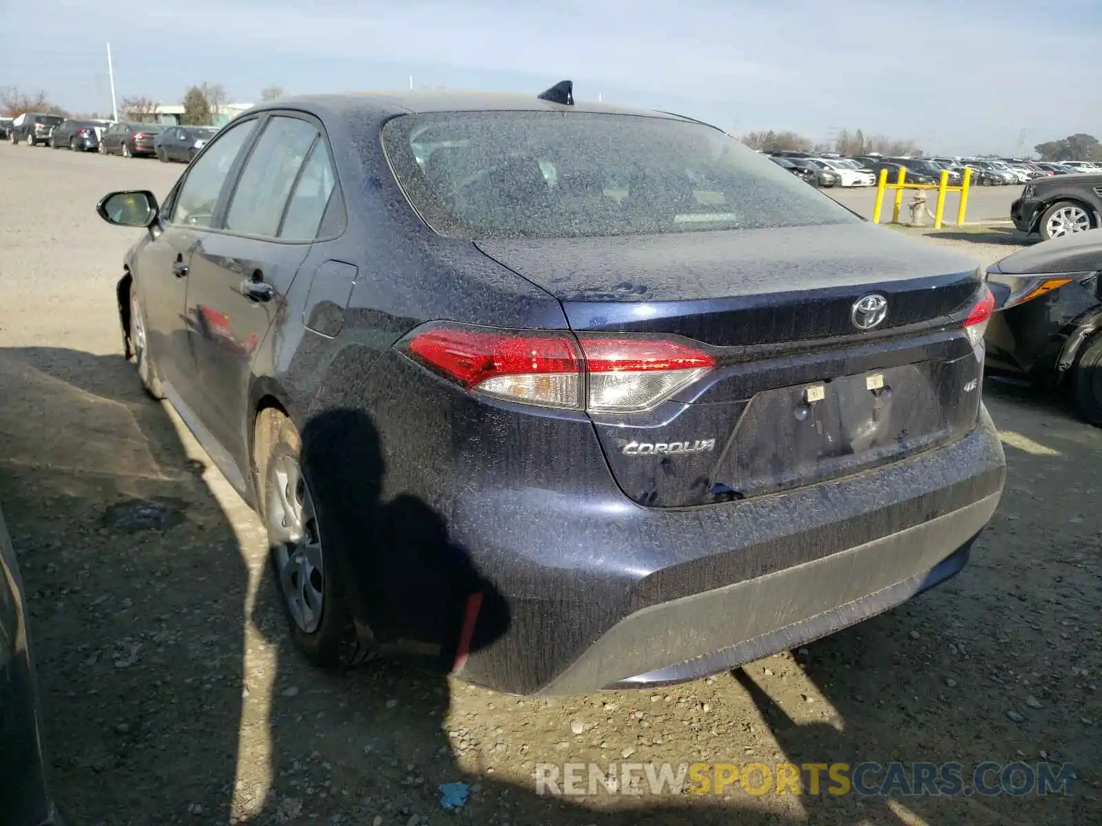 3 Photograph of a damaged car 5YFEPRAE8LP094090 TOYOTA COROLLA 2020